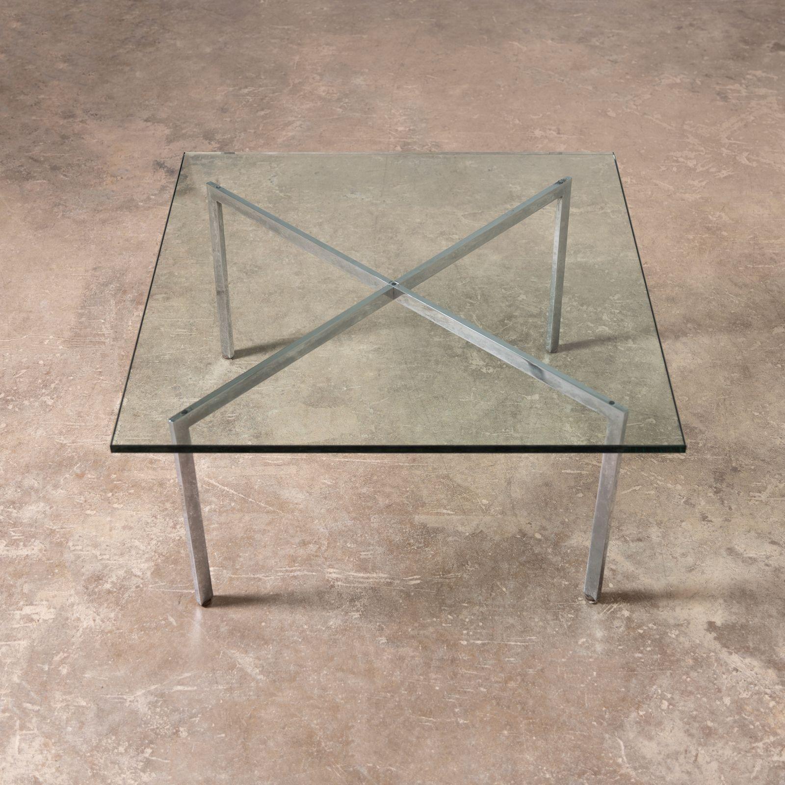 Museum Quality Ludwig Mies van der Rohe Barcelona Chairs with Table For Sale 8