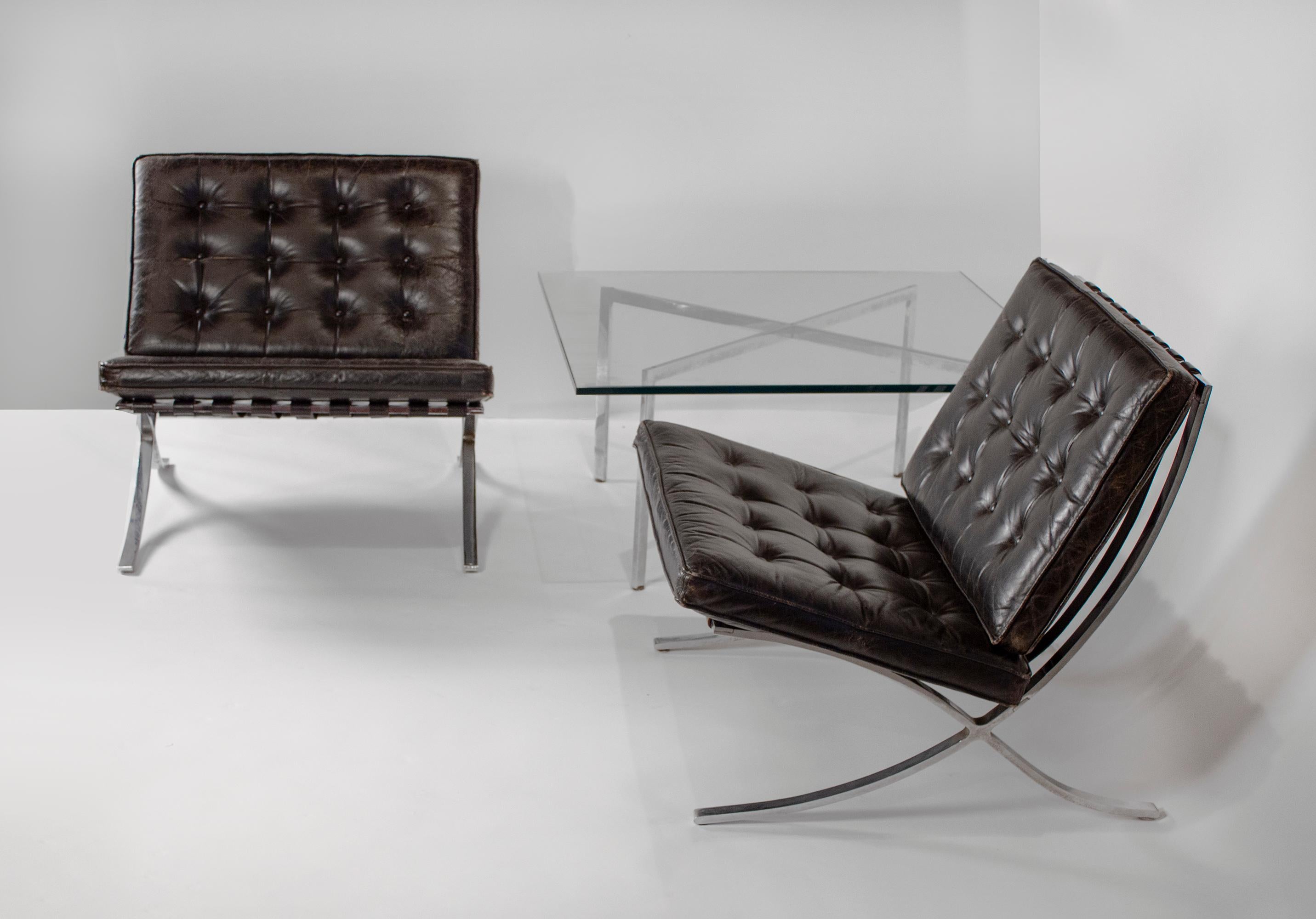 Museum Quality Ludwig Mies van der Rohe Barcelona Chairs with Table For  Sale at 1stDibs