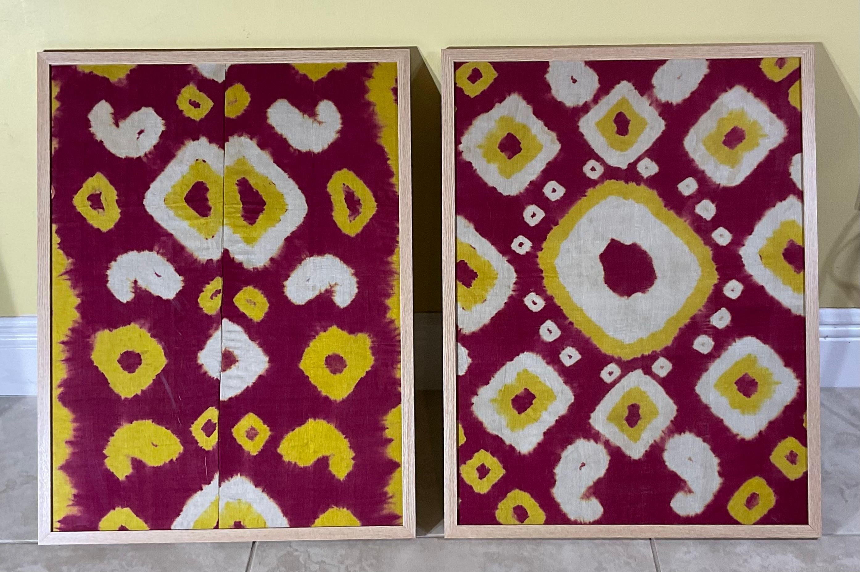 Museum-Qualität Paar ANTIQUE Seide IKAT Fragmente  Zentralasiatische Textilkunst im Angebot 4