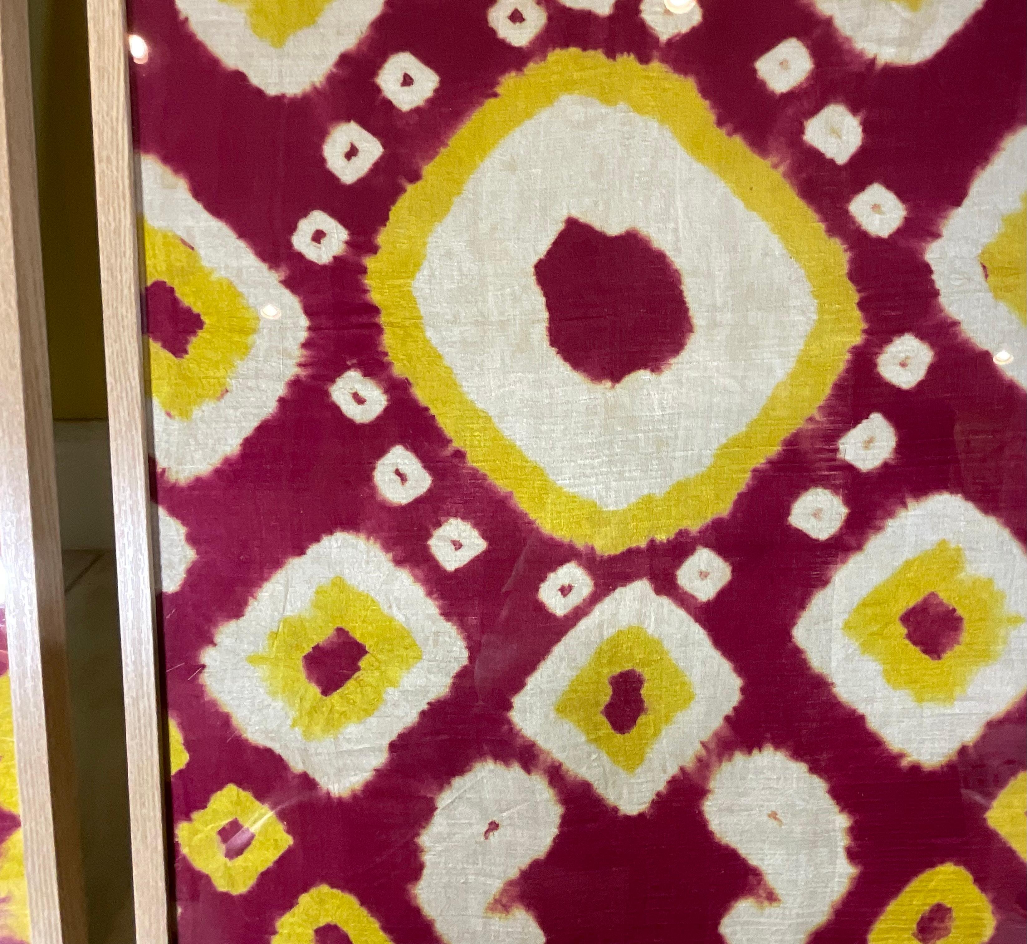 Museum-Qualität Paar ANTIQUE Seide IKAT Fragmente  Zentralasiatische Textilkunst im Angebot 6