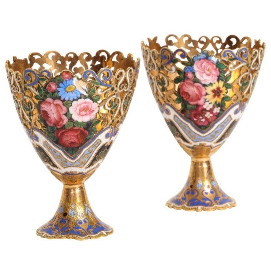 Museum Quality Pair of Gold and Enamel Zarfs For Sale 12