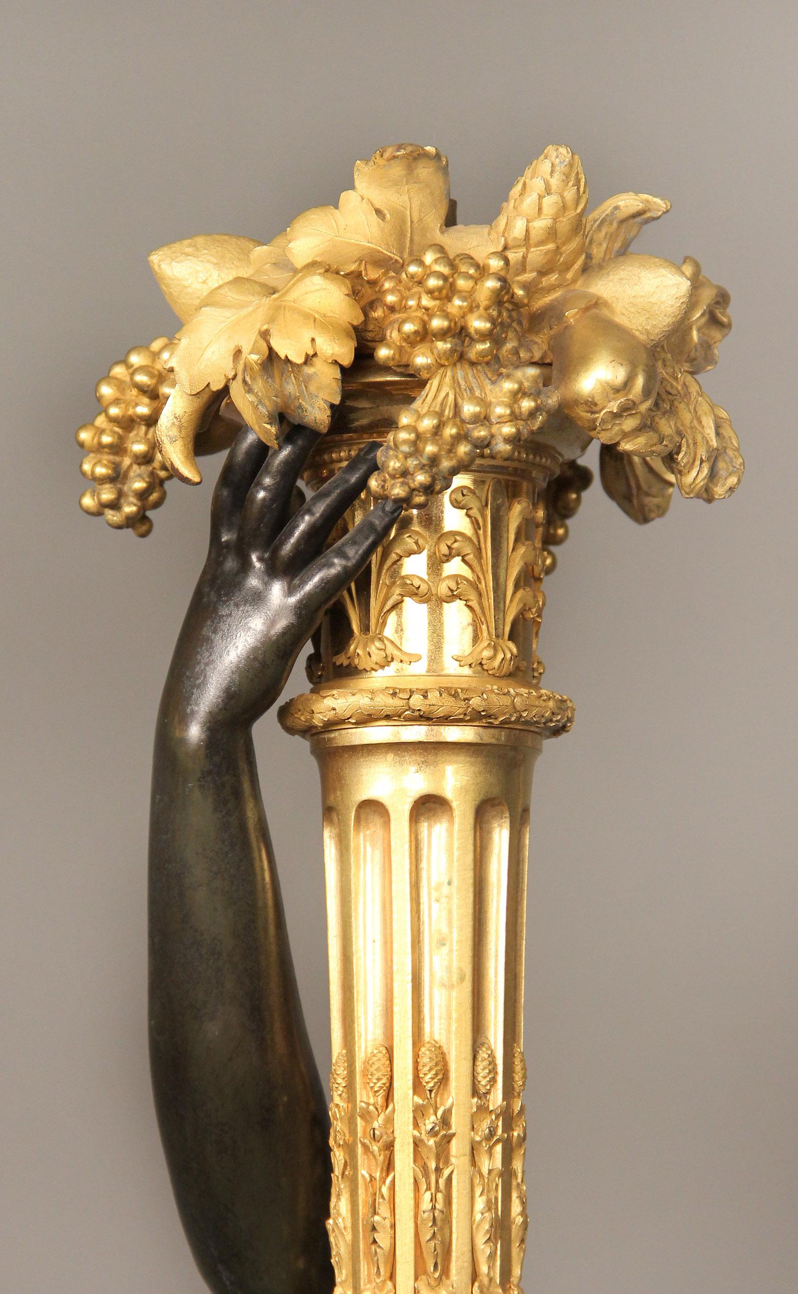 Français Paire de candlabres figuratifs de la fin du XIXe sicle de qualit musale par Henry Dasson en vente