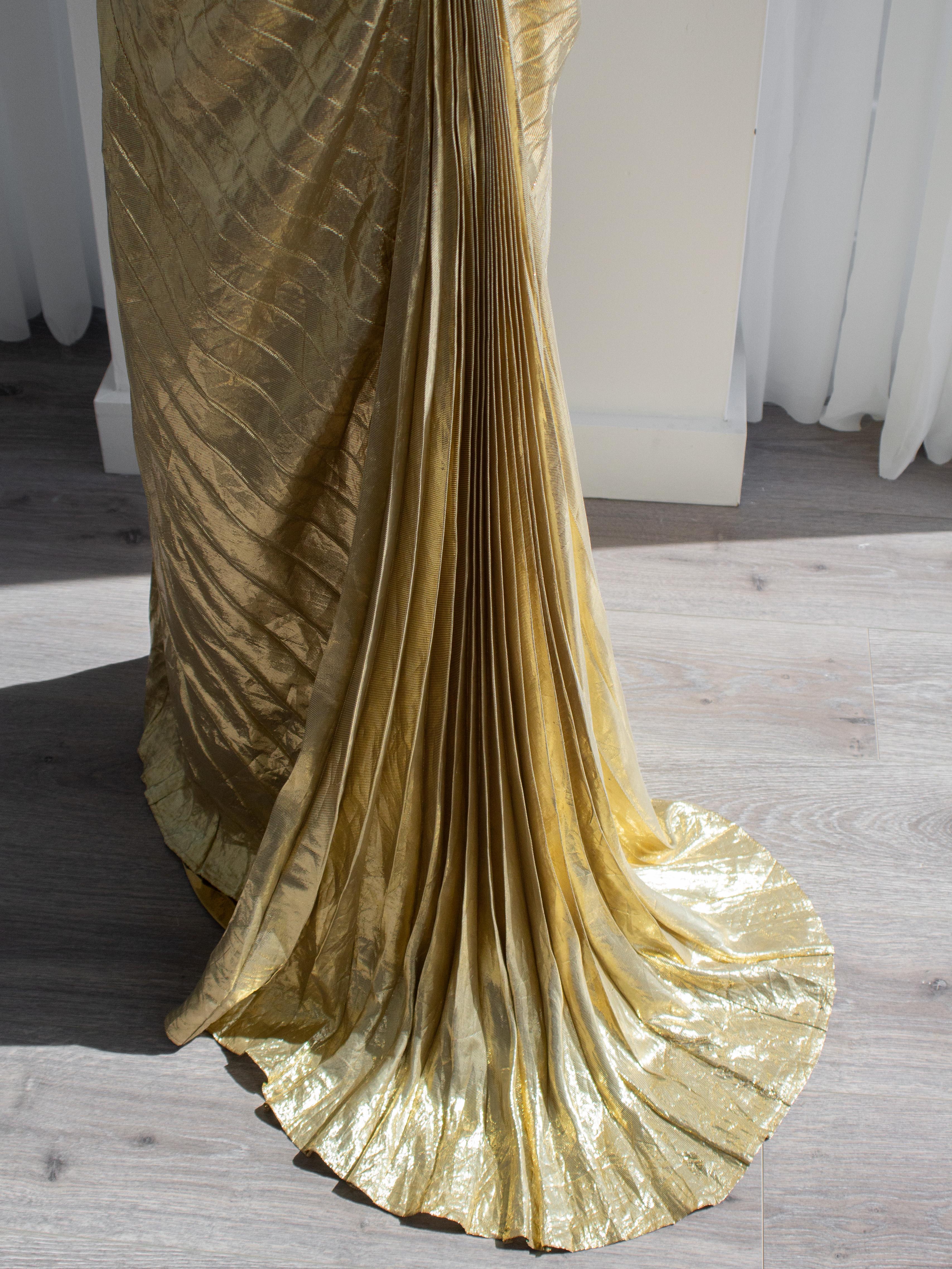 Museum Thierry Mugler F/W 1984 Vintage Golden Angel Starburst Lame Gown For Sale 10
