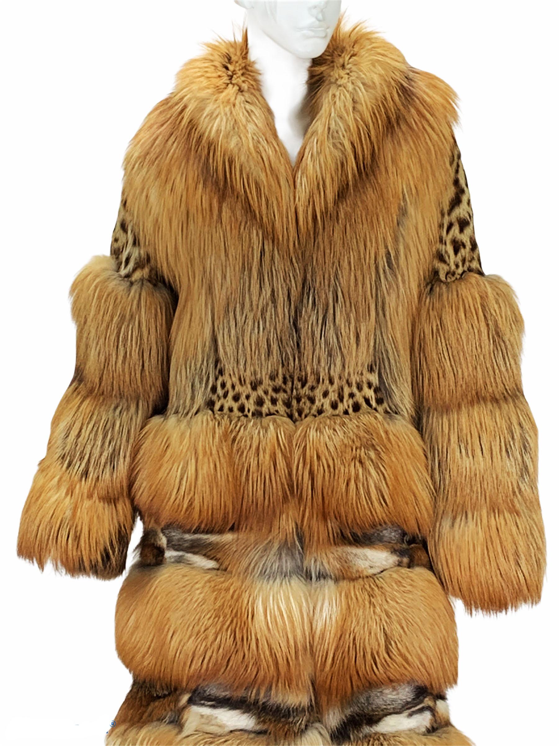 Museum Tom Ford for Gucci Runway F/W 1999 2 in 1 Fur Coat Jacket  For Sale 3