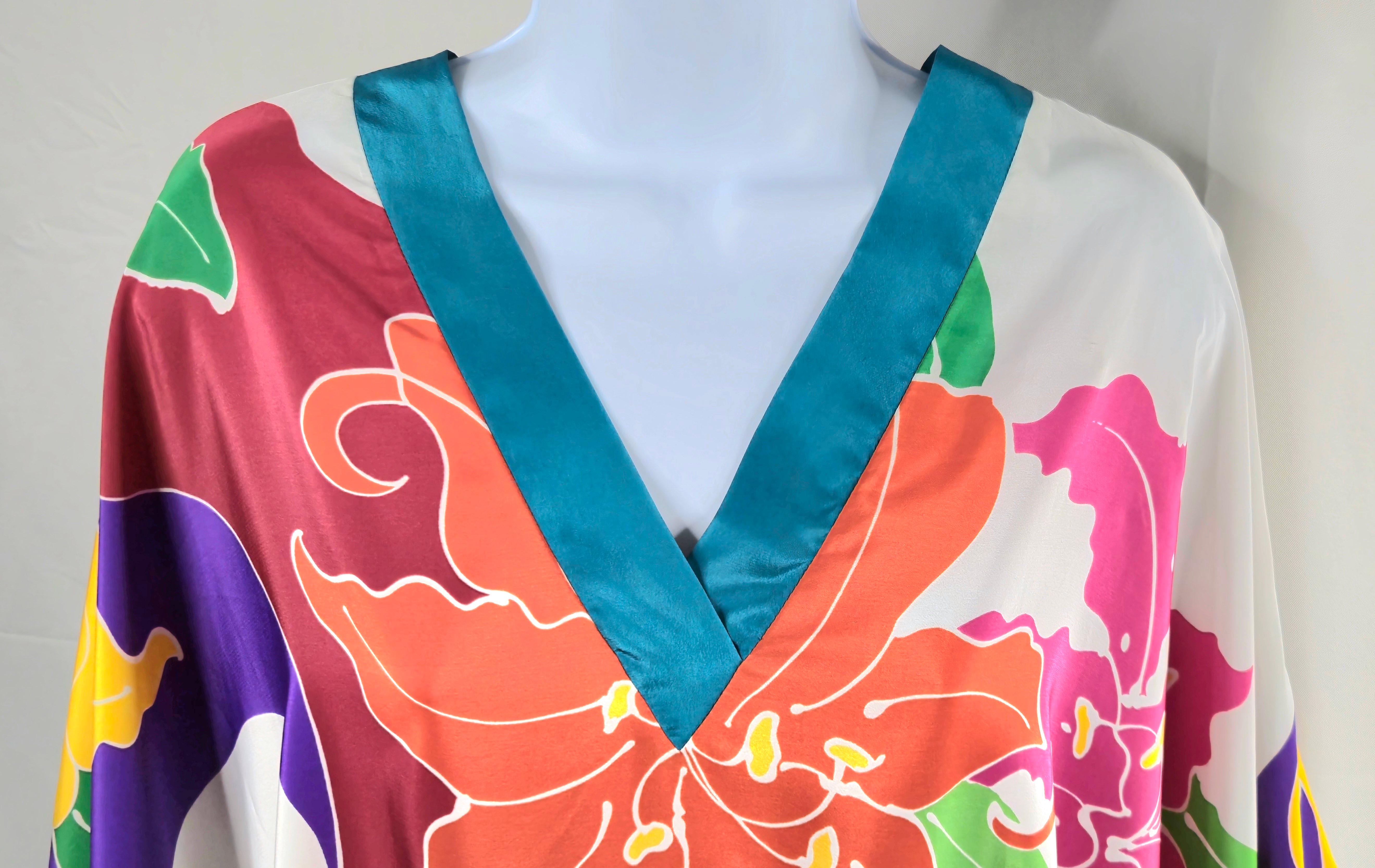 OscarDeLaRenta 1982 MuseumShown Handpainted Floral Abstract CrepeDeChine Caftan For Sale 4