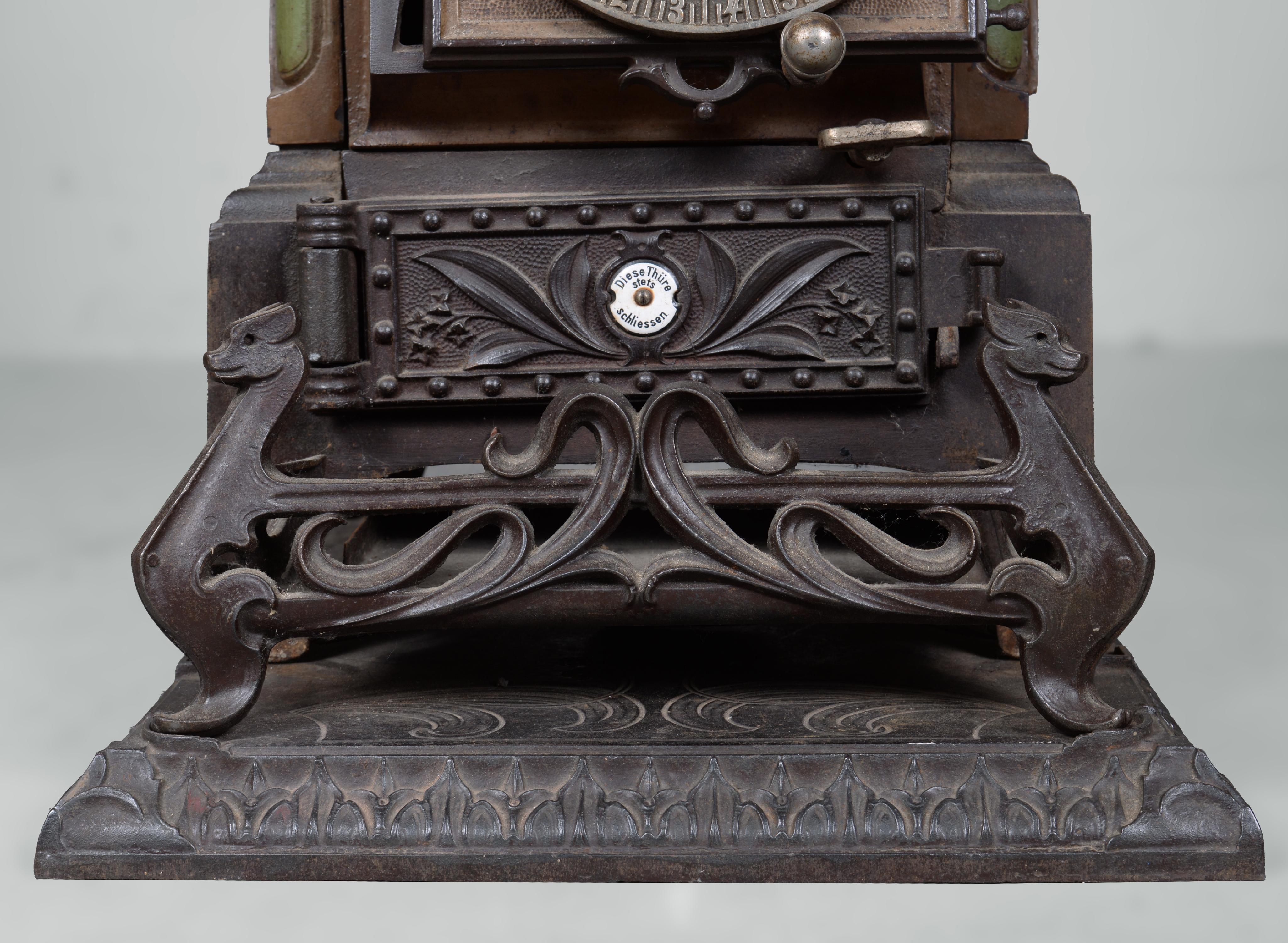 Musgrave & Co Mannheim, Enameled Cast Iron Stove Adorned For Sale 1