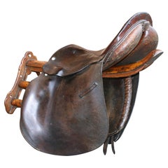 Musgrave Type Saddle Rack & Saddle