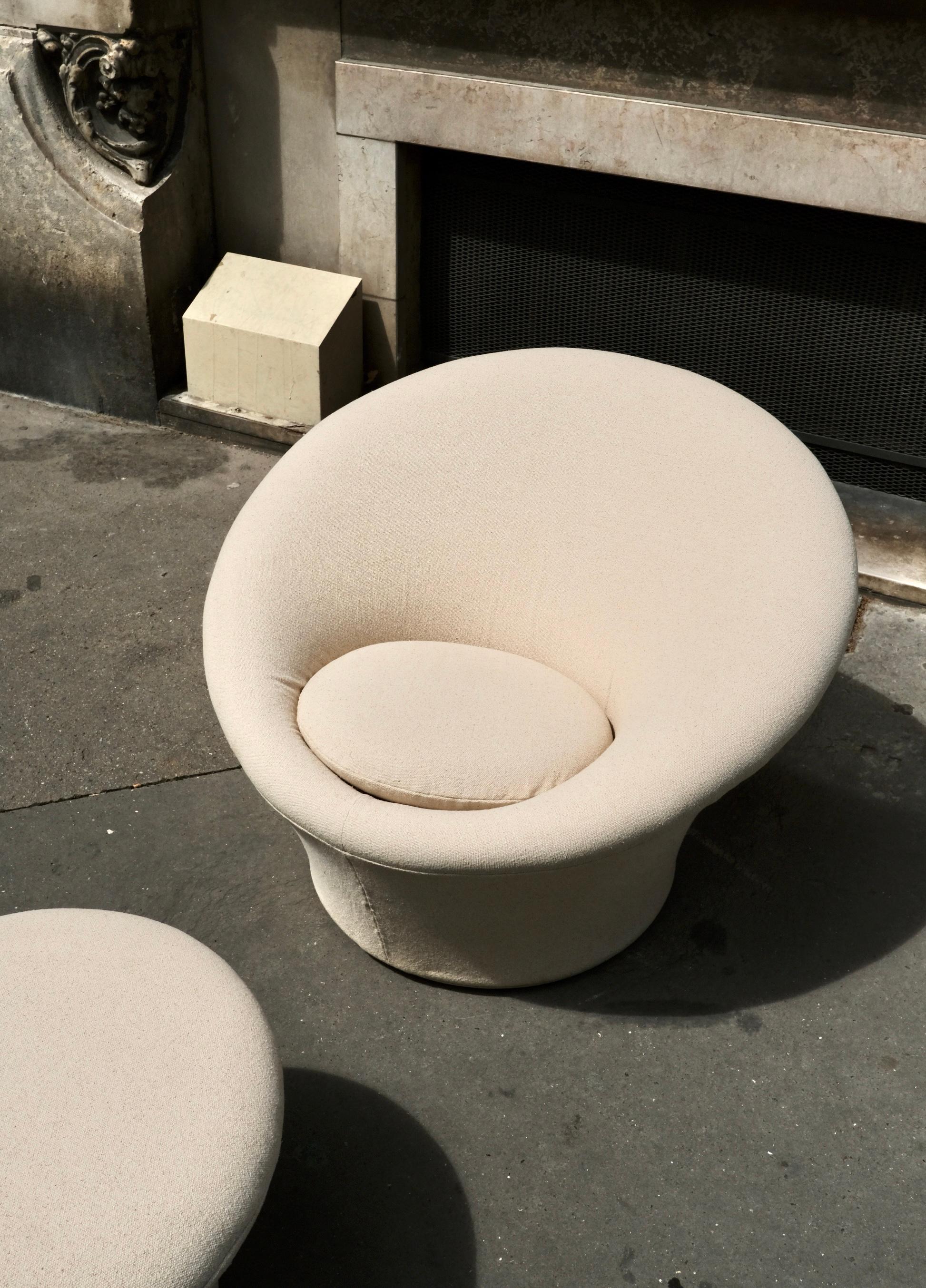 Metà XX secolo Poltrona e pouf a fungo di Pierre Paulin per Artifact, 1960 in vendita