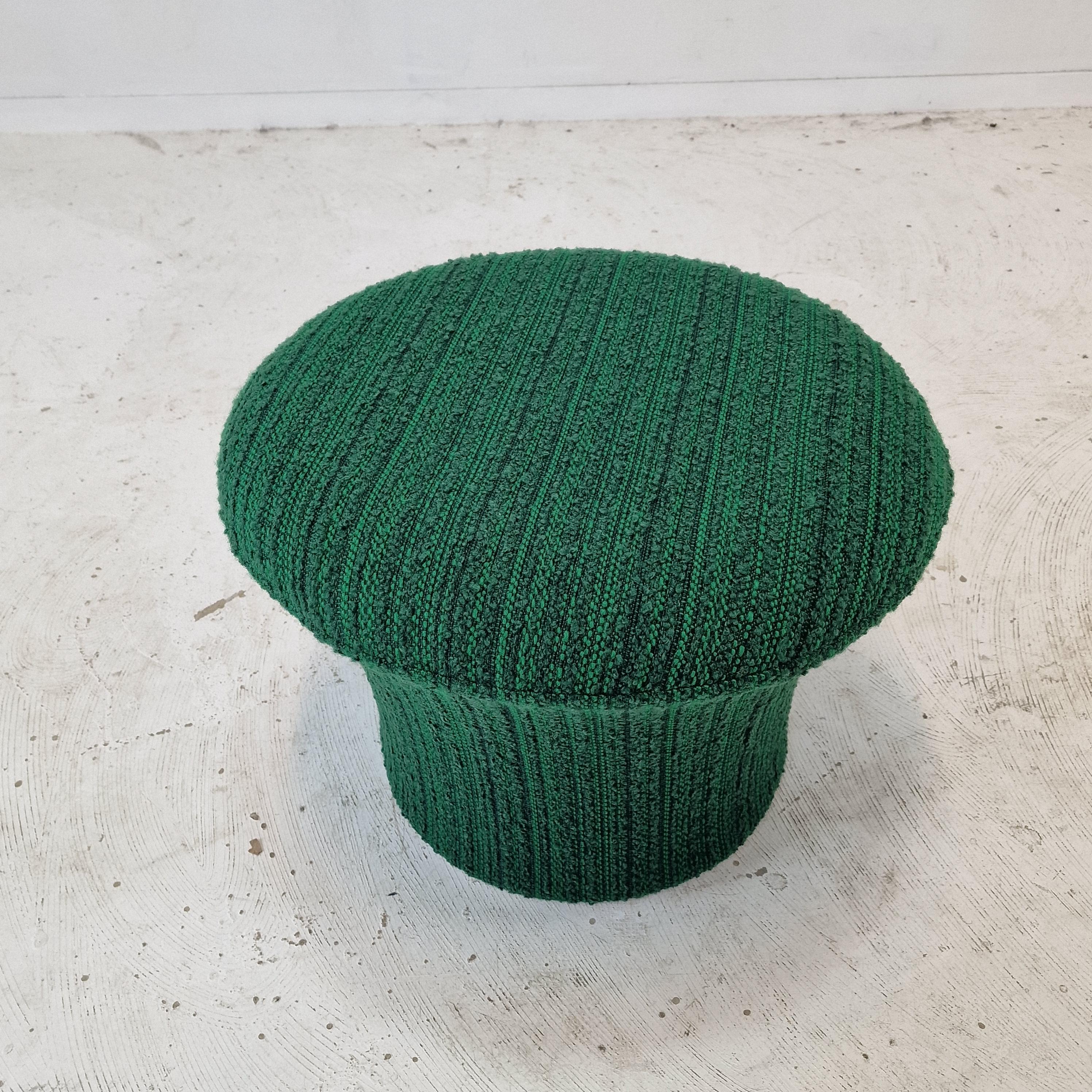 Mushroom Armchair and Ottoman by Pierre Paulin for Artifort, 1960's For Sale 4