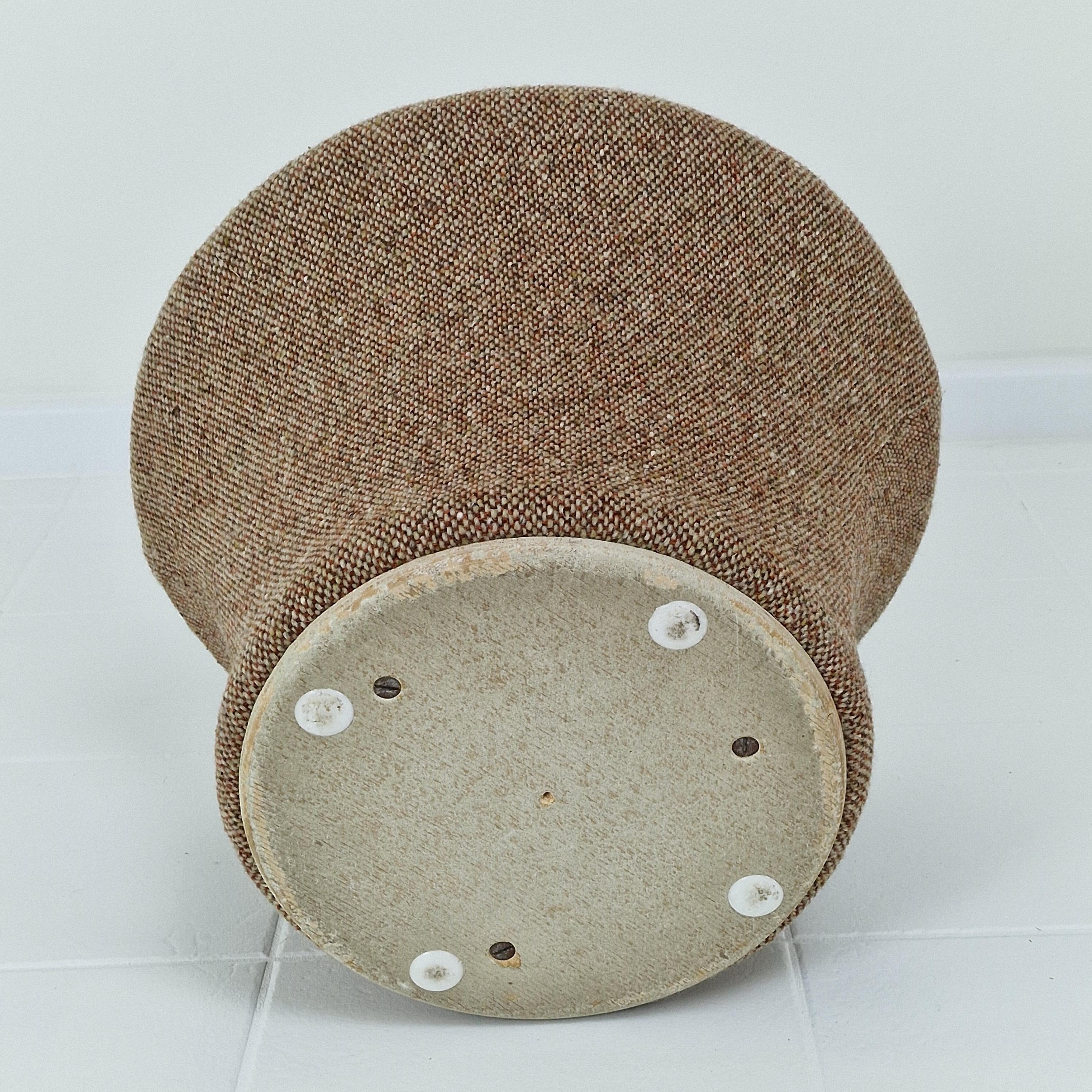 Mushroom Armchair and Ottoman by Pierre Paulin for Artifort, 1960's For Sale 7
