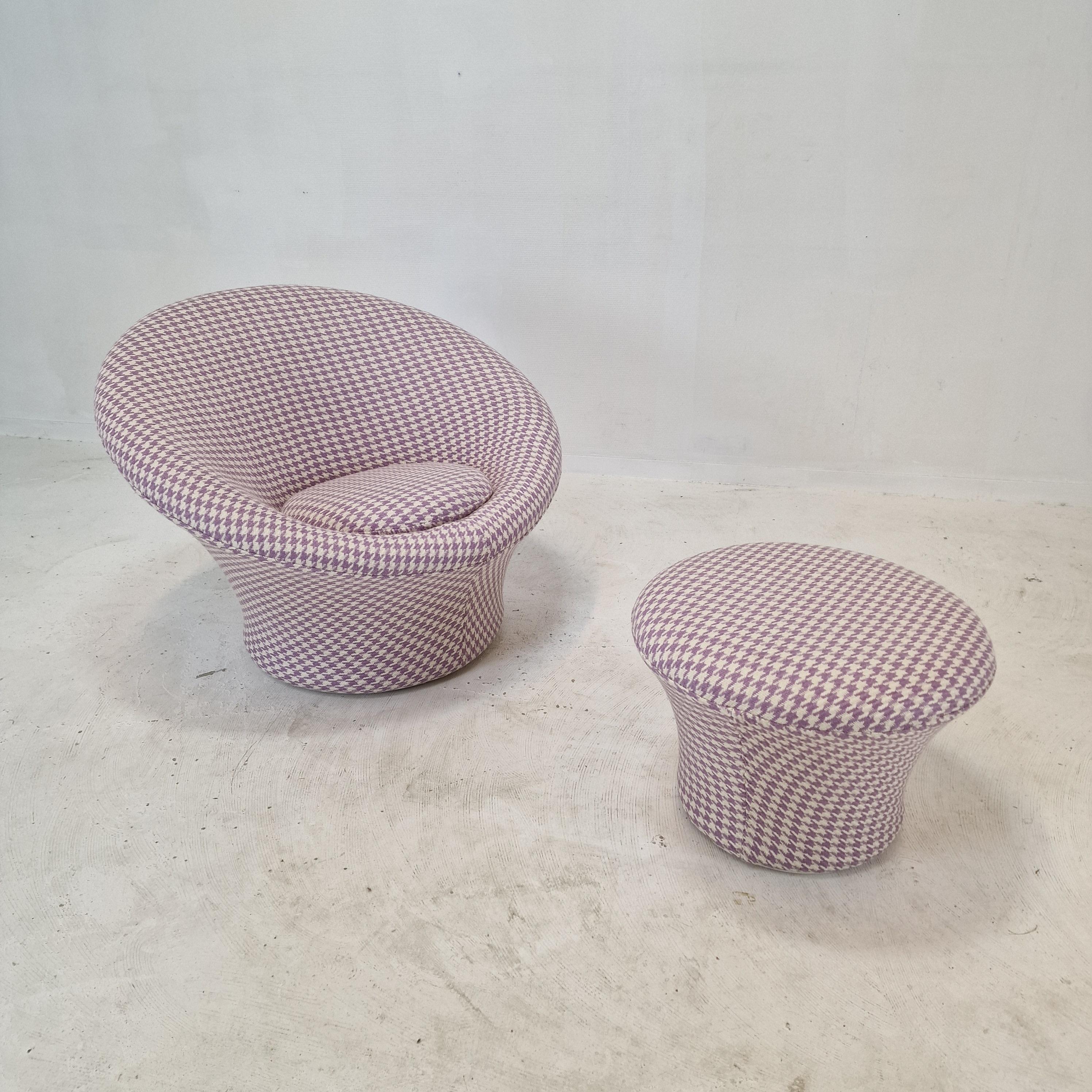 Mushroom Armchair and Ottoman by Pierre Paulin for Artifort, 1960s For Sale 10
