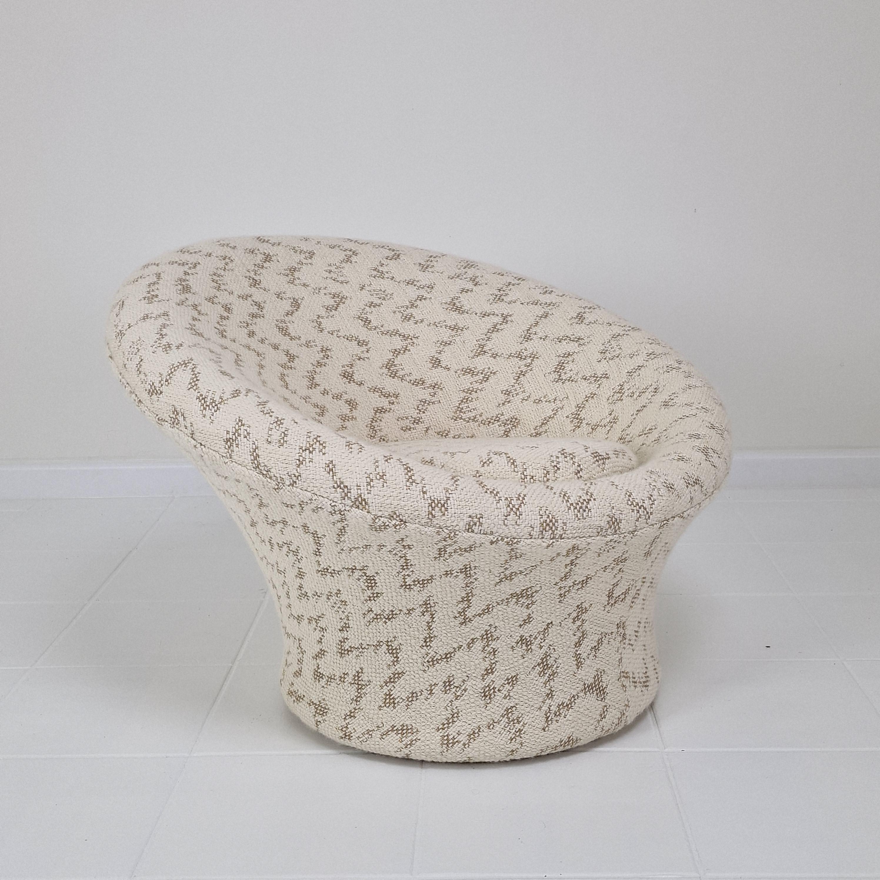 Sillón y otomana seta de Pierre Paulin para Artifort, años 60 en Excelente estado para la venta en Oud Beijerland, NL