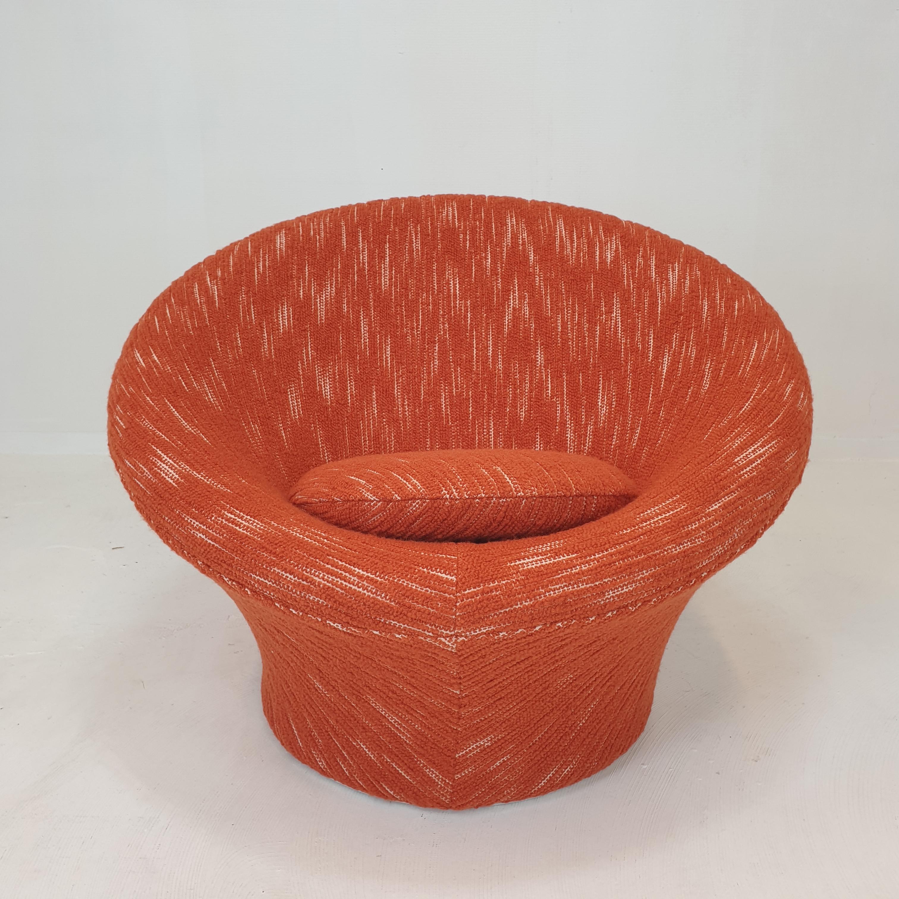 Sillón y otomana seta de Pierre Paulin para Artifort, años 60 mediados del siglo XX en venta