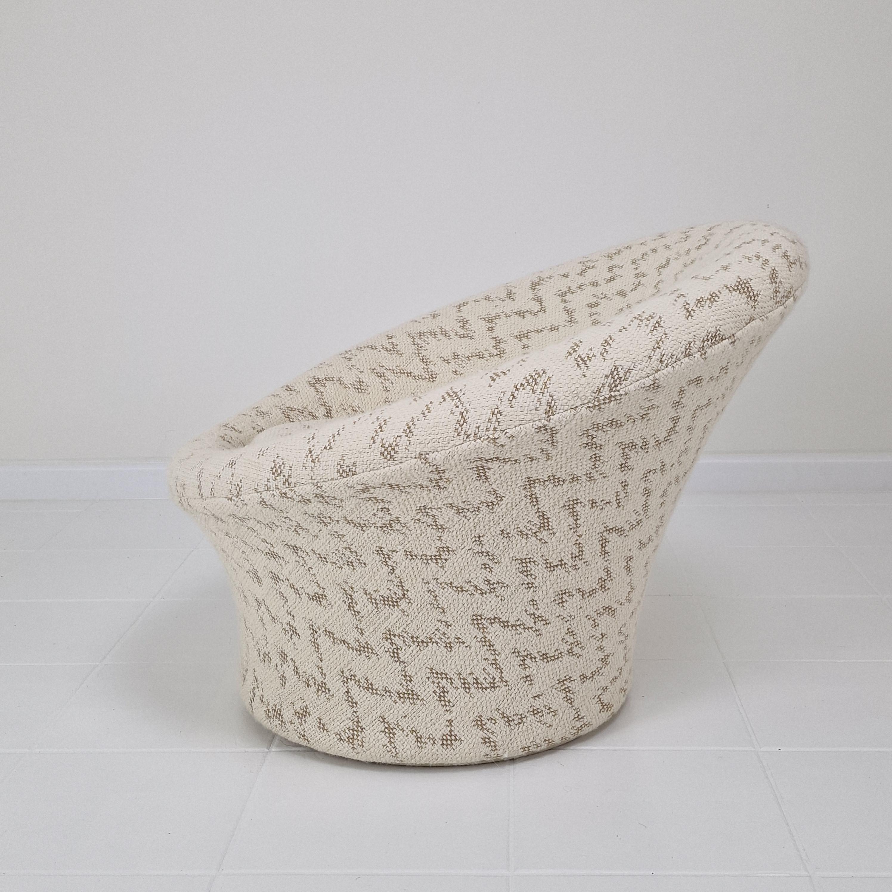 Sillón y otomana seta de Pierre Paulin para Artifort, años 60 Tela en venta
