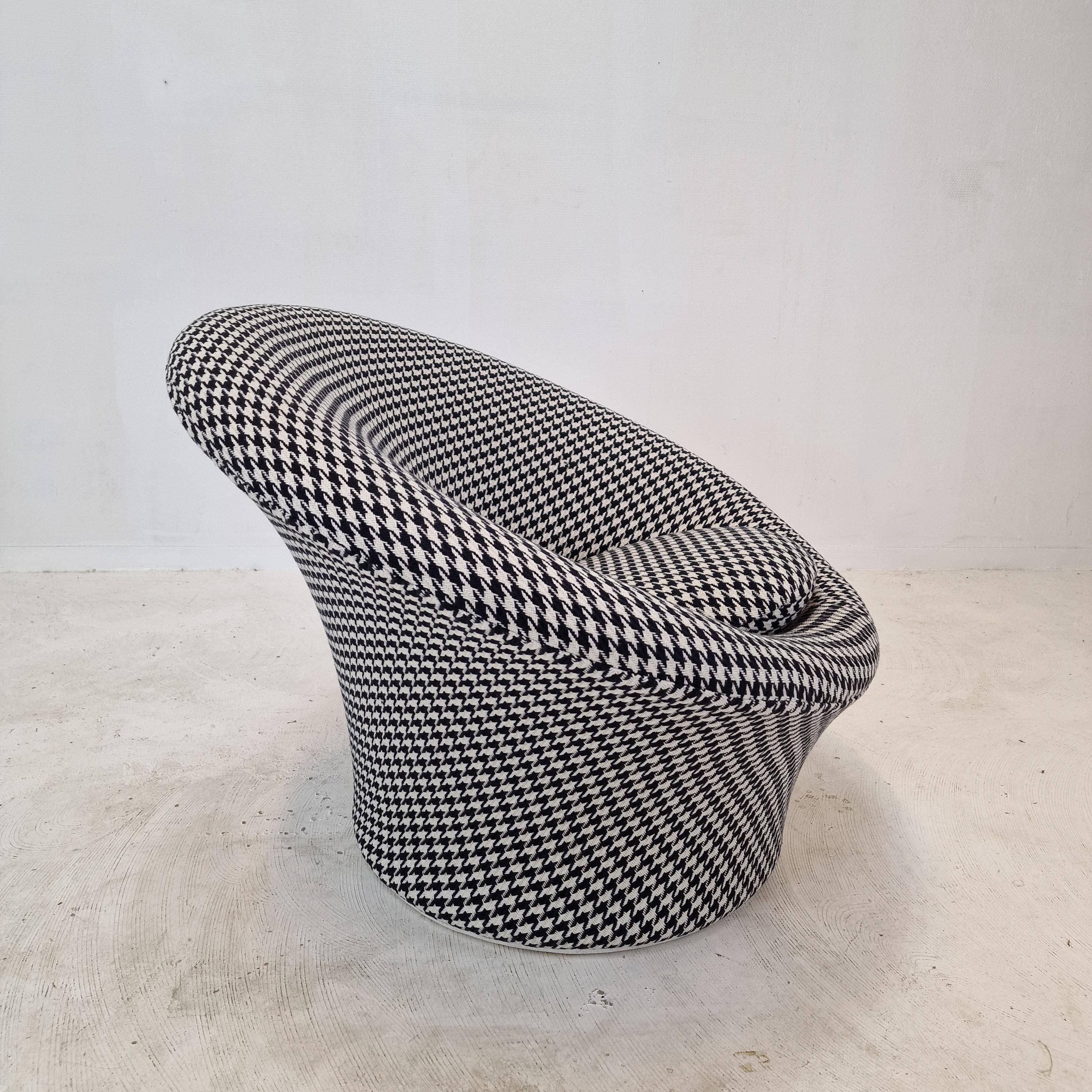 Tissu Fauteuil et pouf champignon de Pierre Paulin pour Artifort, années 1960 en vente