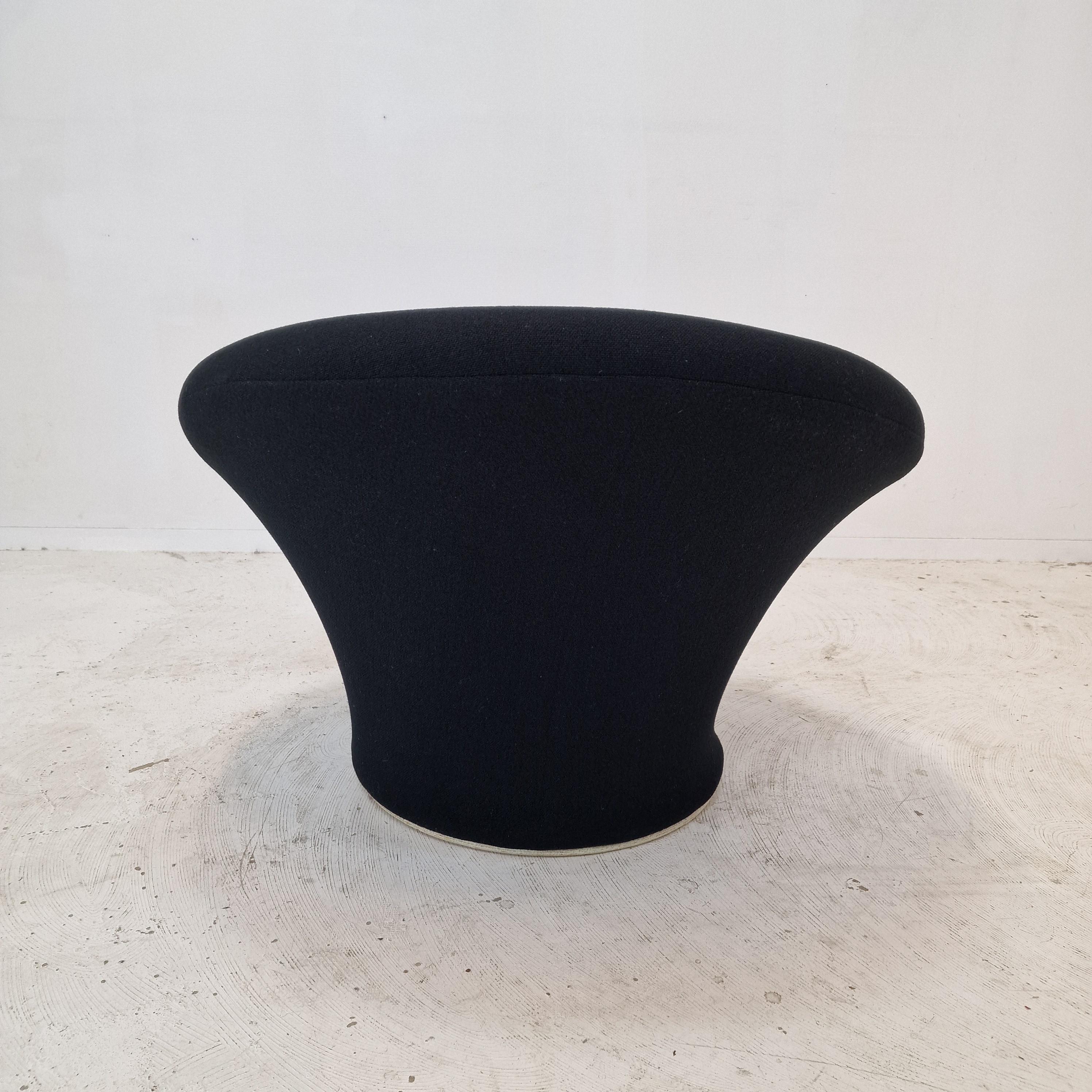 Fabric Mushroom Armchair by Pierre Paulin for Artifort, 1970's For Sale