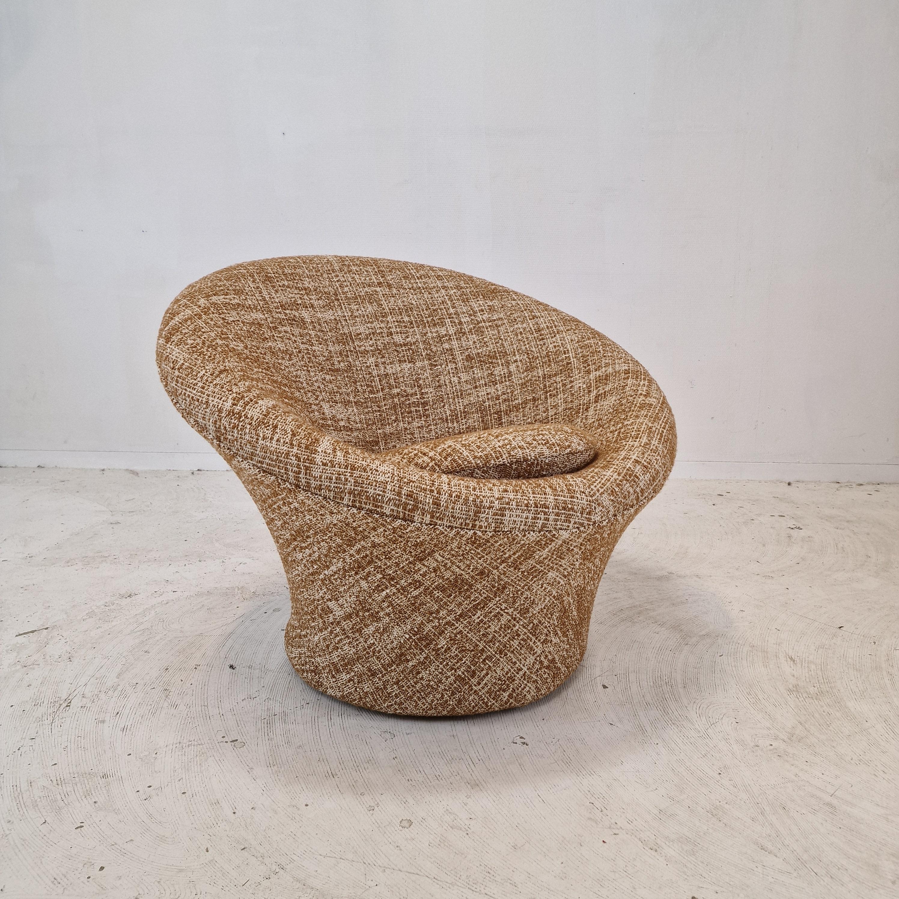 Mid-Century Modern Mushroom Armchair by Pierre Paulin for Artifort, 1980s For Sale