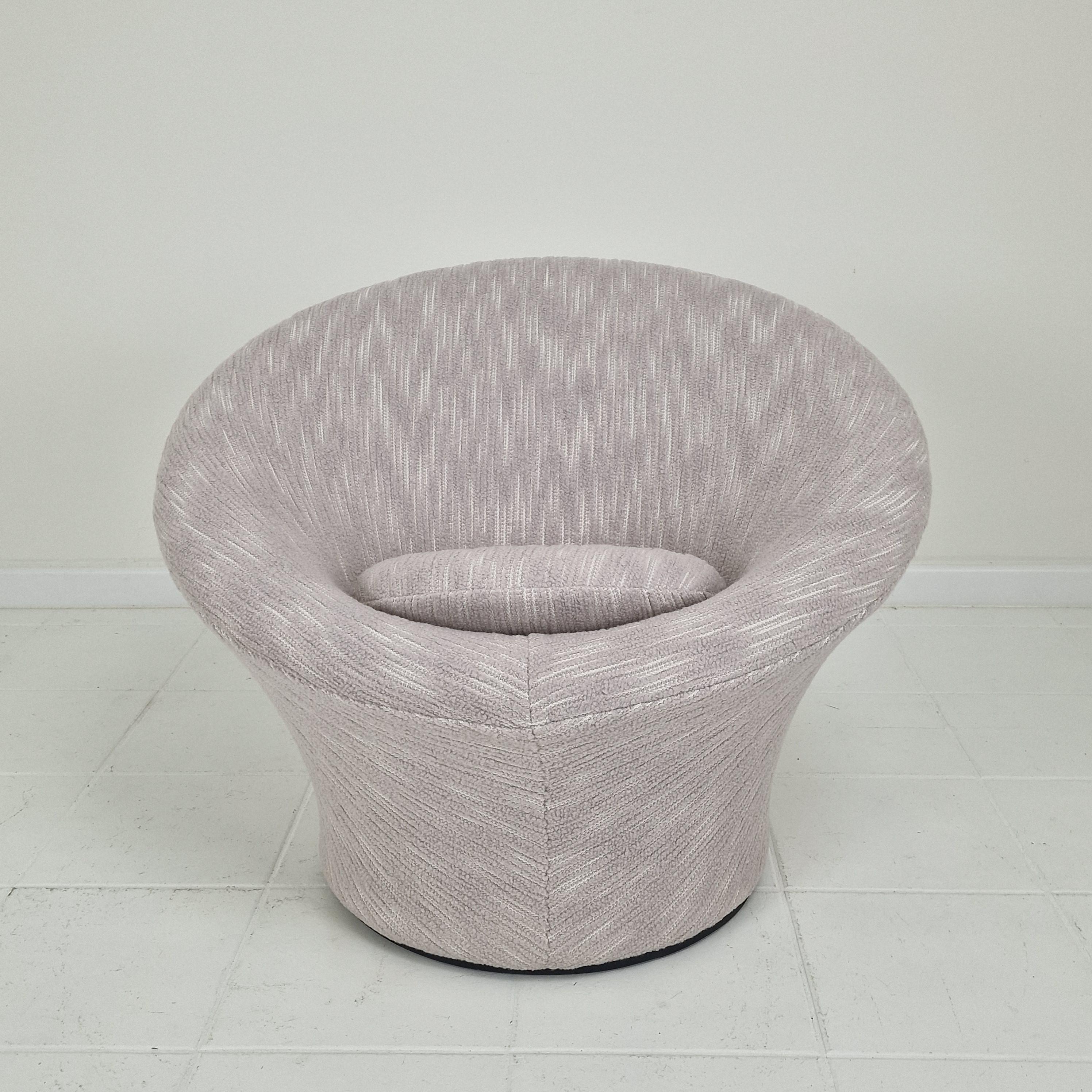 Dutch Mushroom Armchair by Pierre Paulin for Artifort, 1980s For Sale