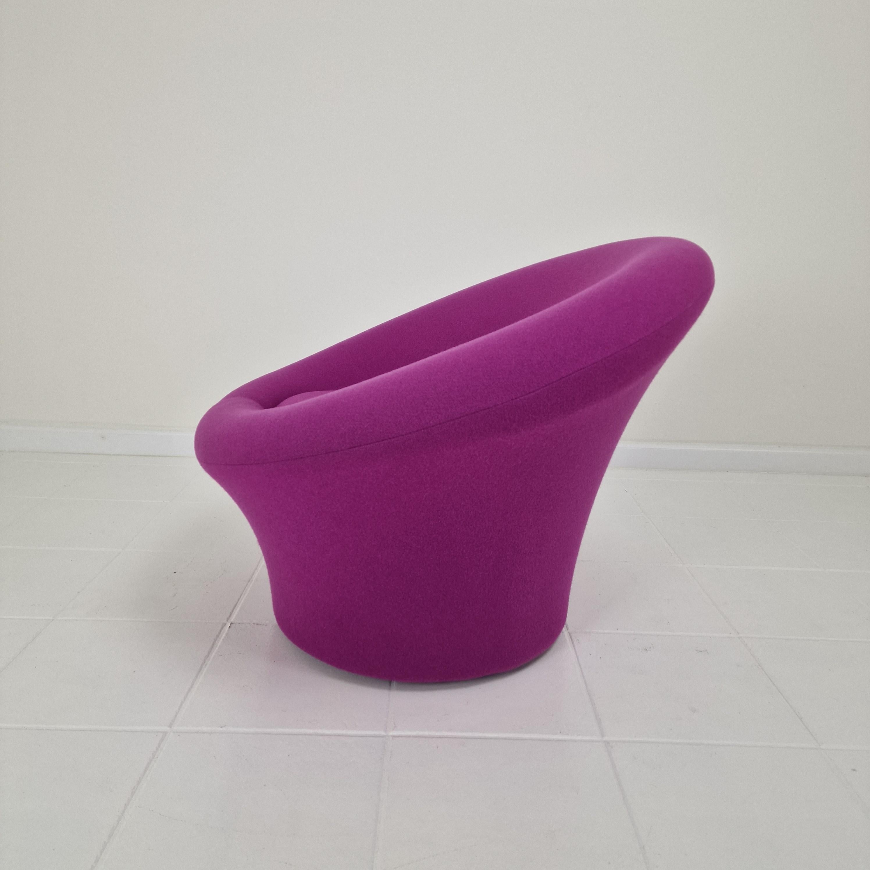 Late 20th Century Mushroom Armchair by Pierre Paulin for Artifort, 1980's For Sale