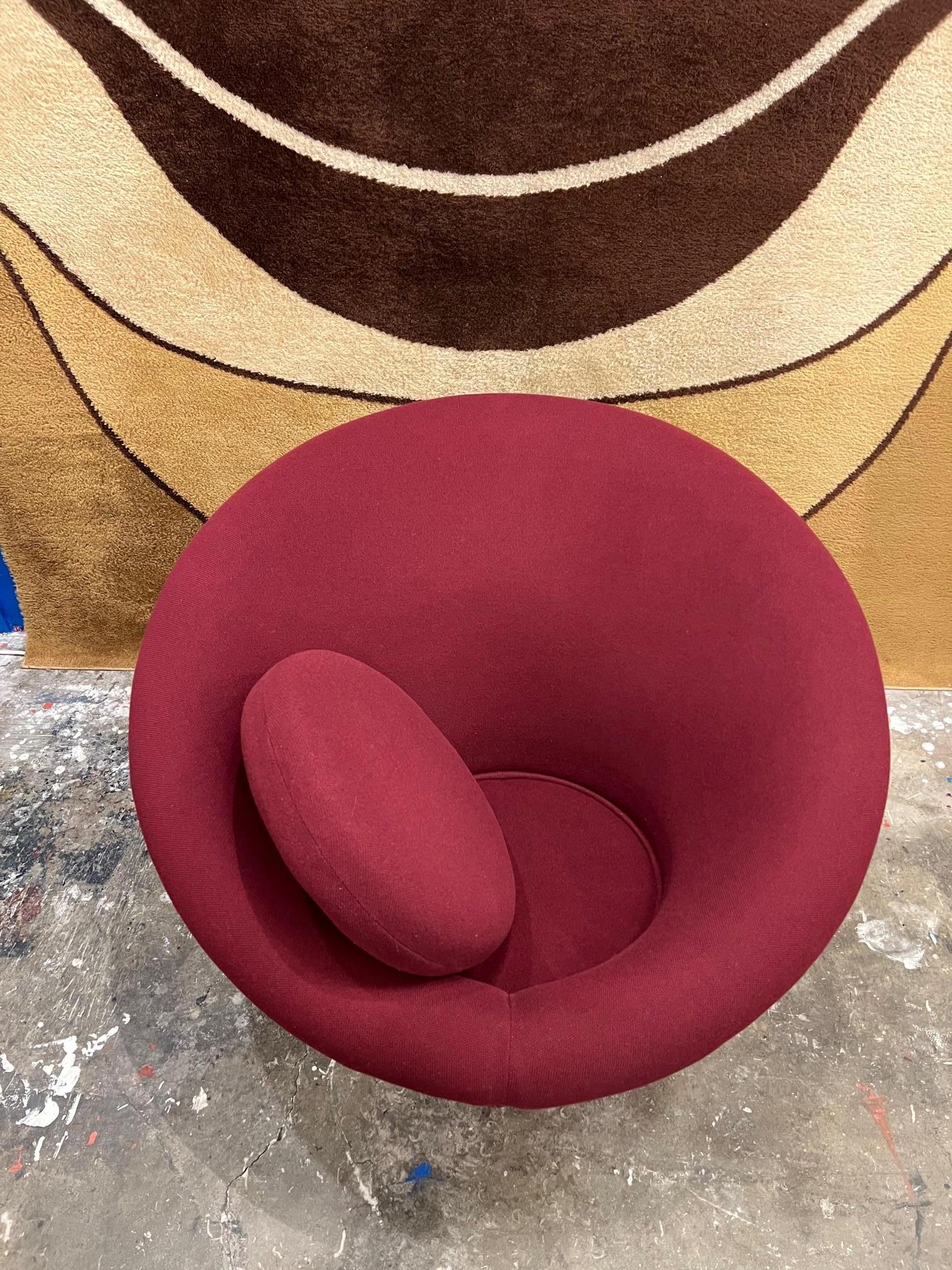 Mushroom armchair by Pierre Paulin For Sale 3