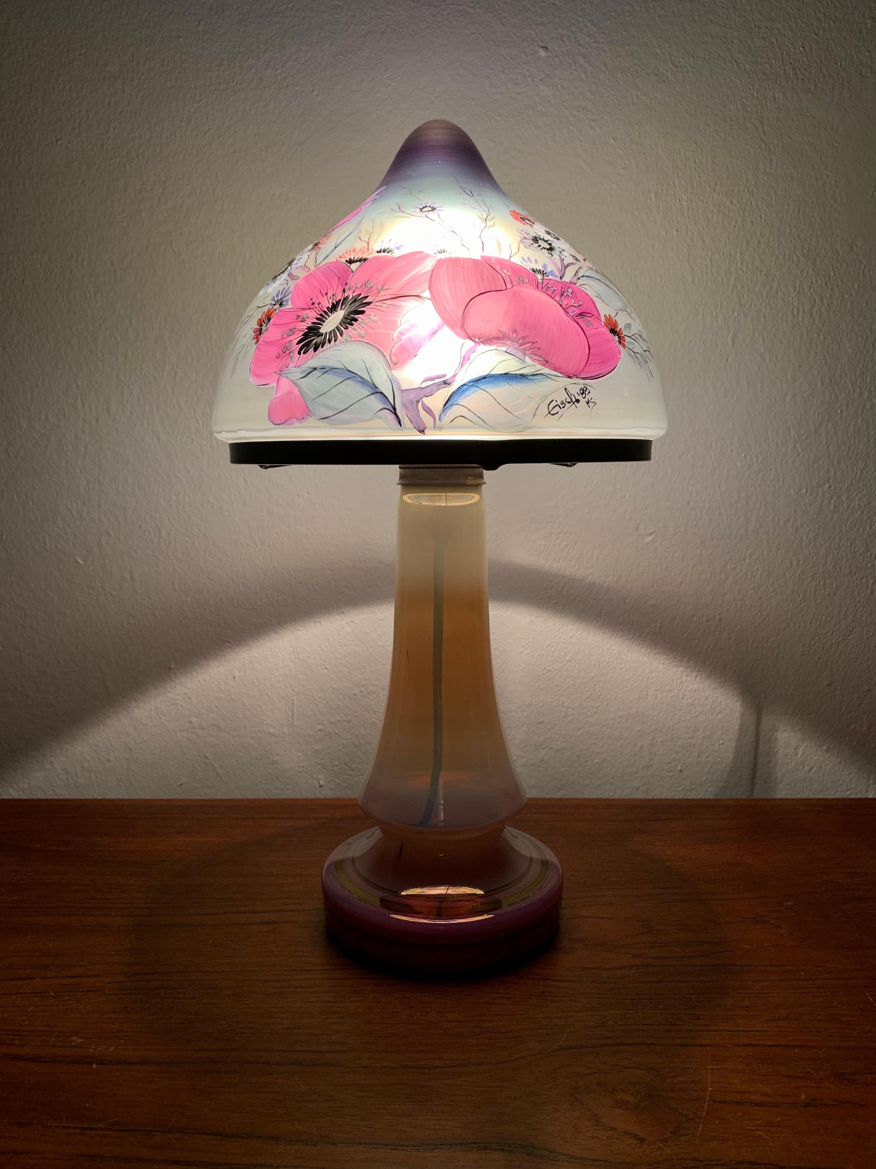 Mushroom Art Glass Table Lamp For Sale 4