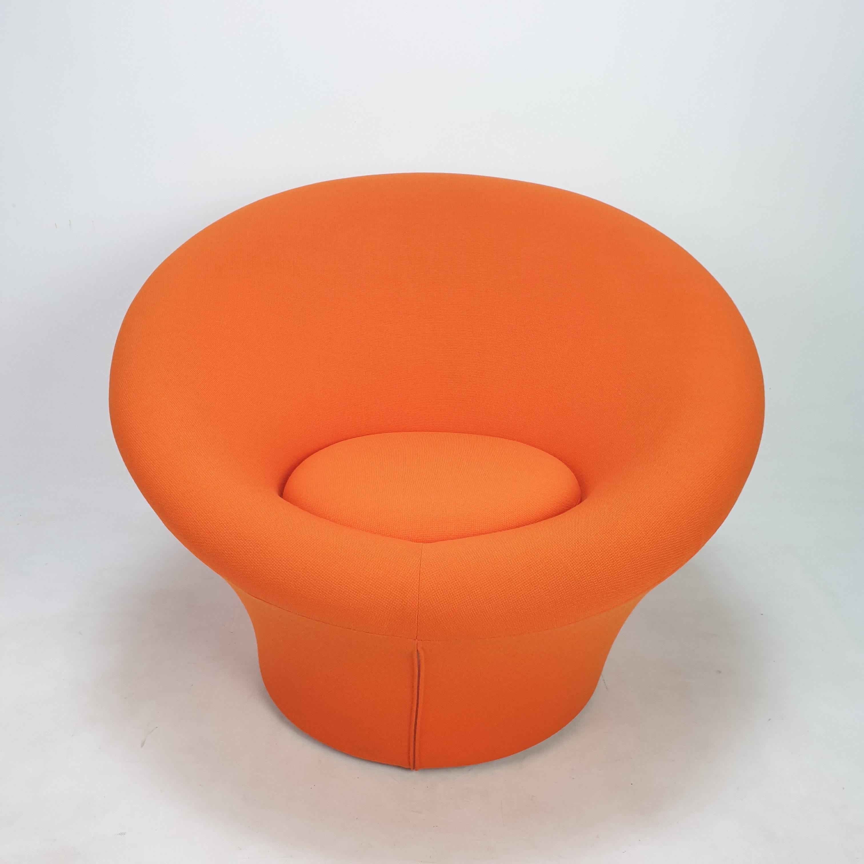 Dutch Mushroom Chair by Pierre Paulin for Artifort