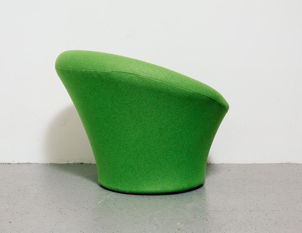 Mushroom Chair and Stool by Pierre Paulin for Artifort 3