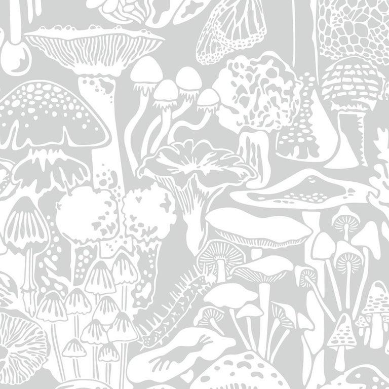 Mushroom City Designer-Tapete aus Harz 'Weiß und Grau' im Zustand „Neu“ im Angebot in Brooklyn, NY