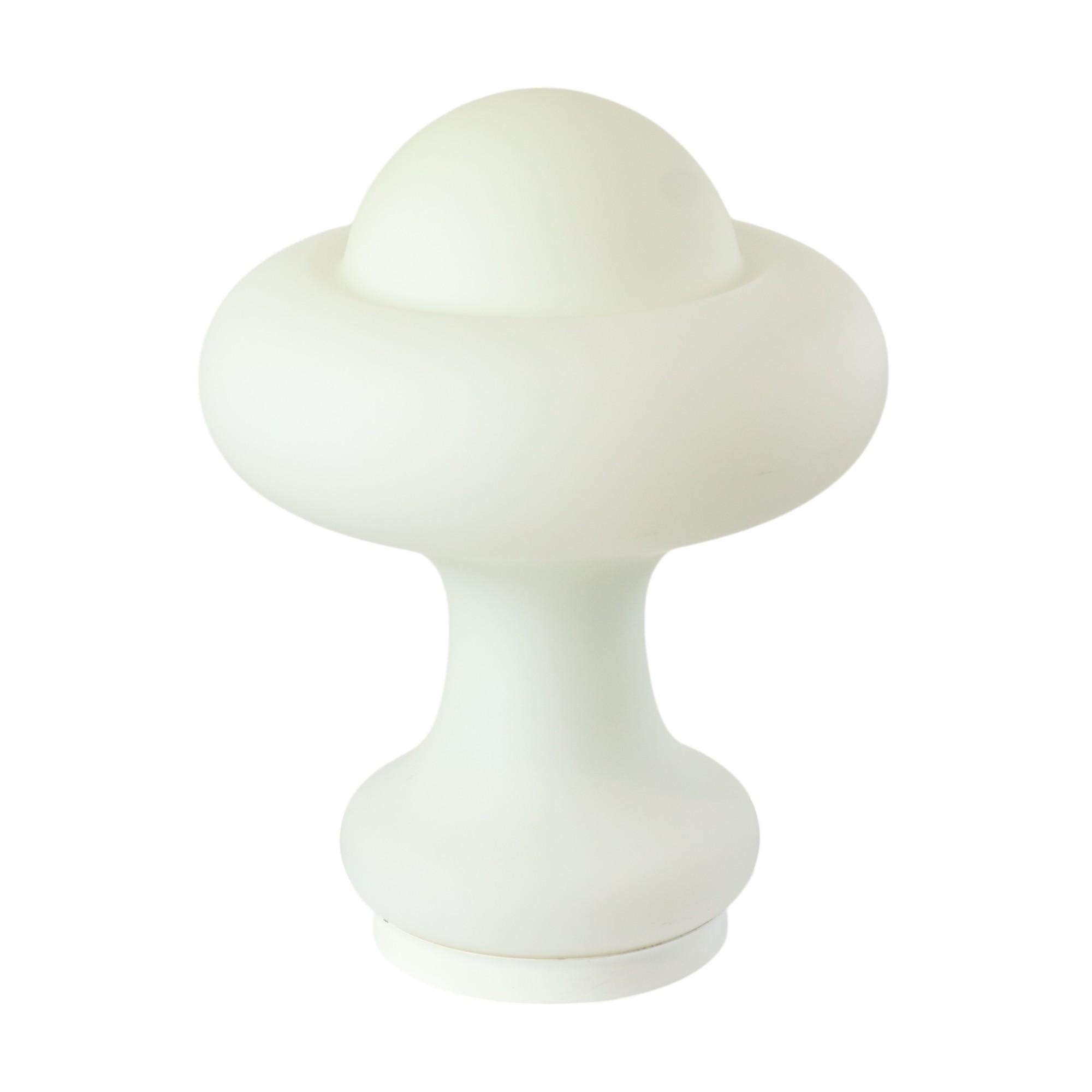 Pilz Design Lampe Milchglas Matte Space Age Peill & Putzler (Mattiert) im Angebot