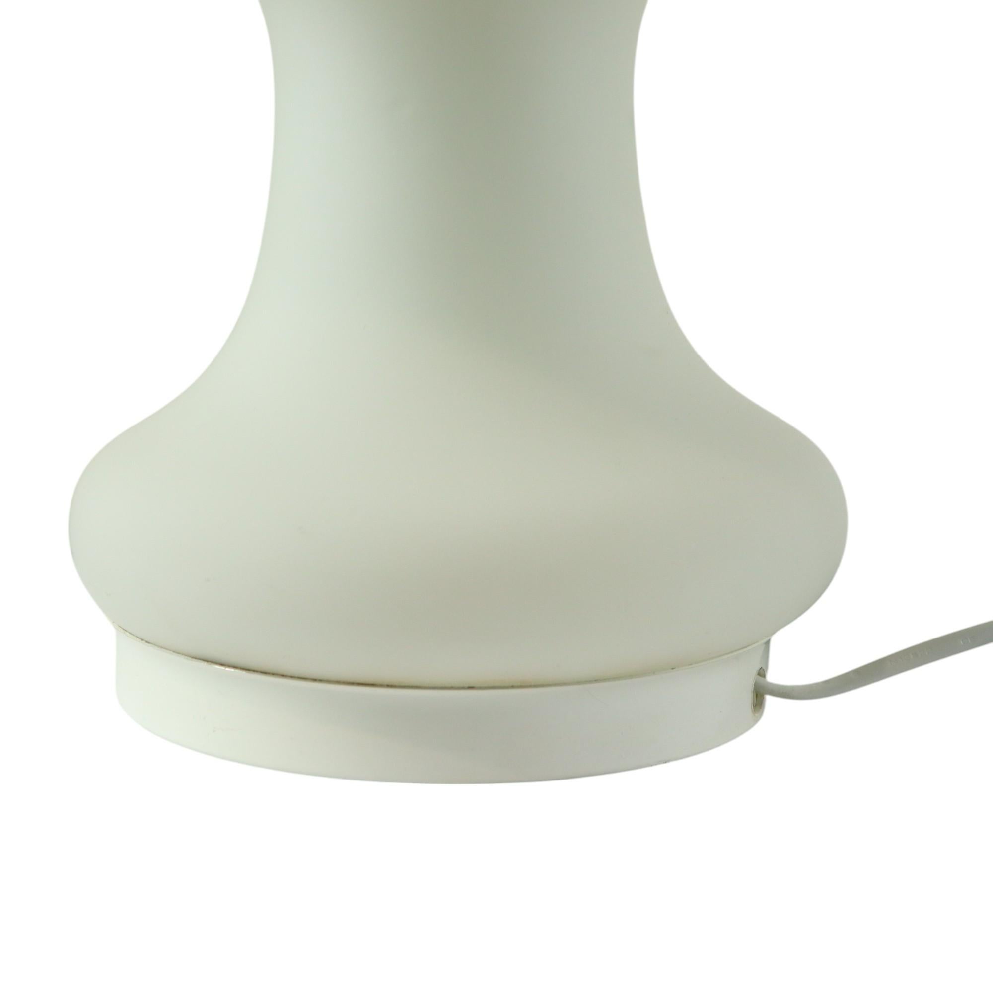 Pilz Design Lampe Milchglas Matte Space Age Peill & Putzler (Glas) im Angebot