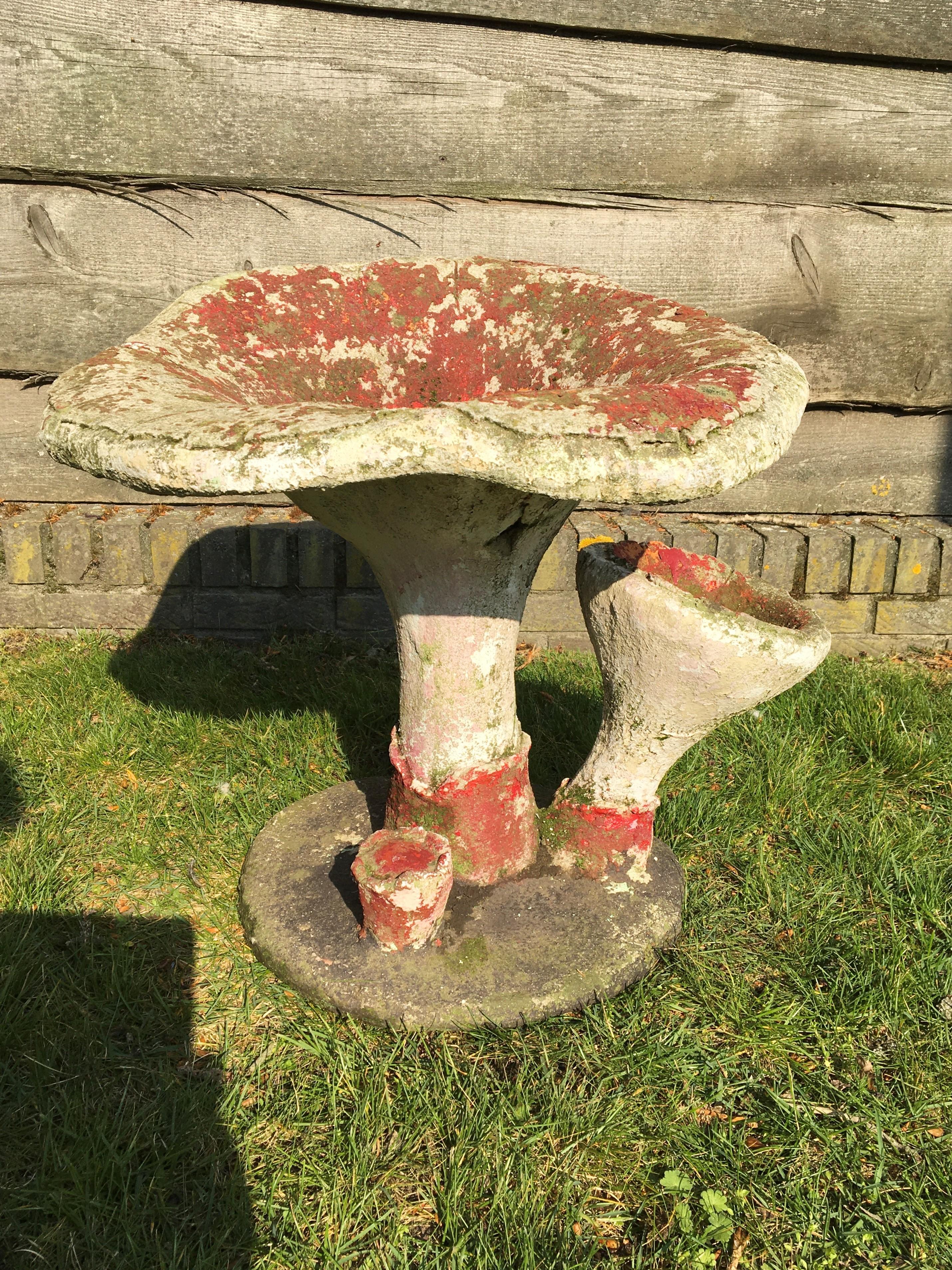 mushroom plant stand