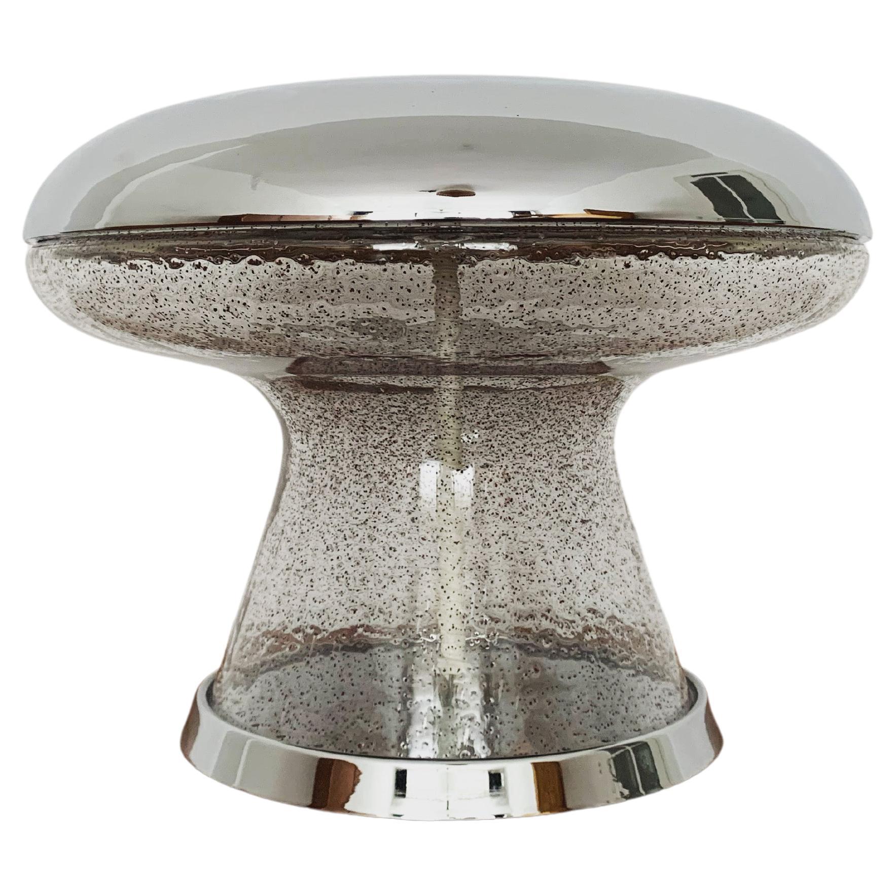 Lampe de table en verre glacé champignon