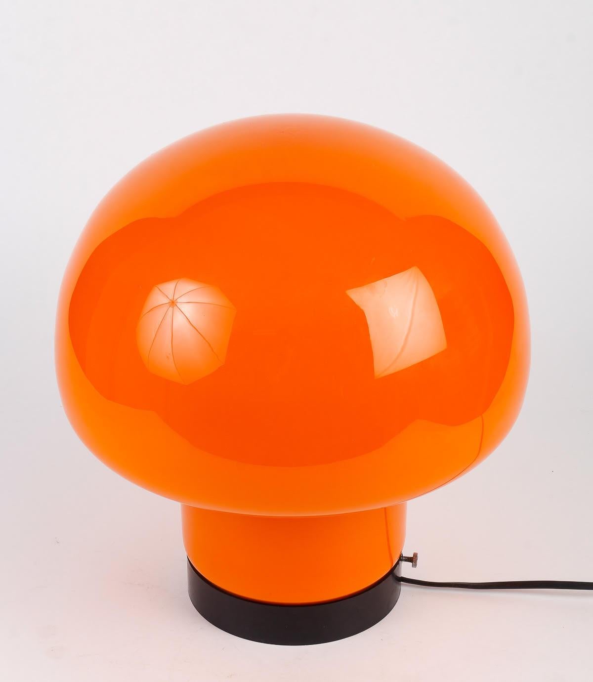 Mushroom Lamp 1970's Design.

Mushroom lamp from the 1970s, part of the Space Age movement.    
h: 36cm , w: 33cm, d: 15cm