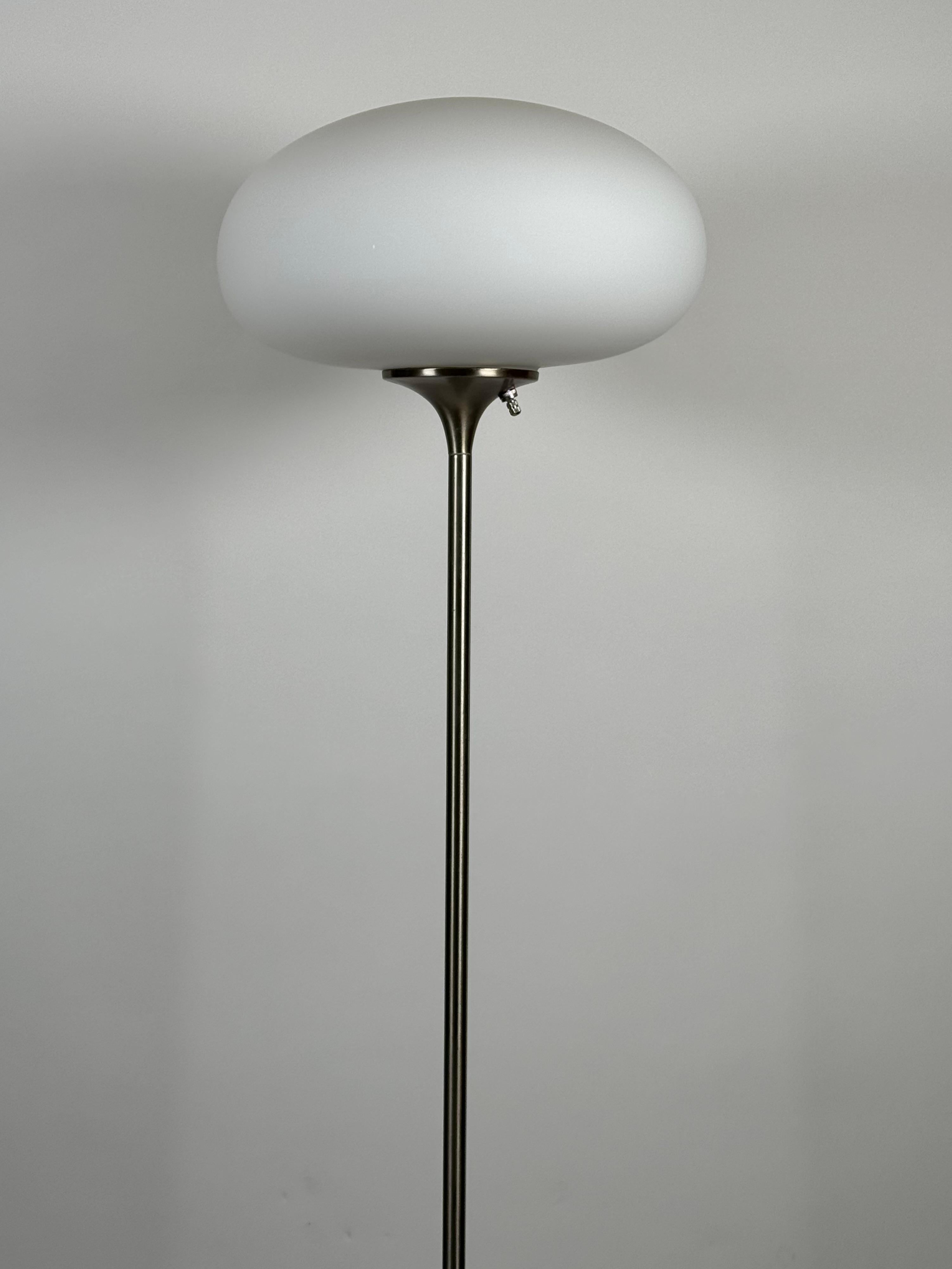 Mushroom Laurel Floor Lamp in Brushed Chrome In Good Condition In Oakland, CA