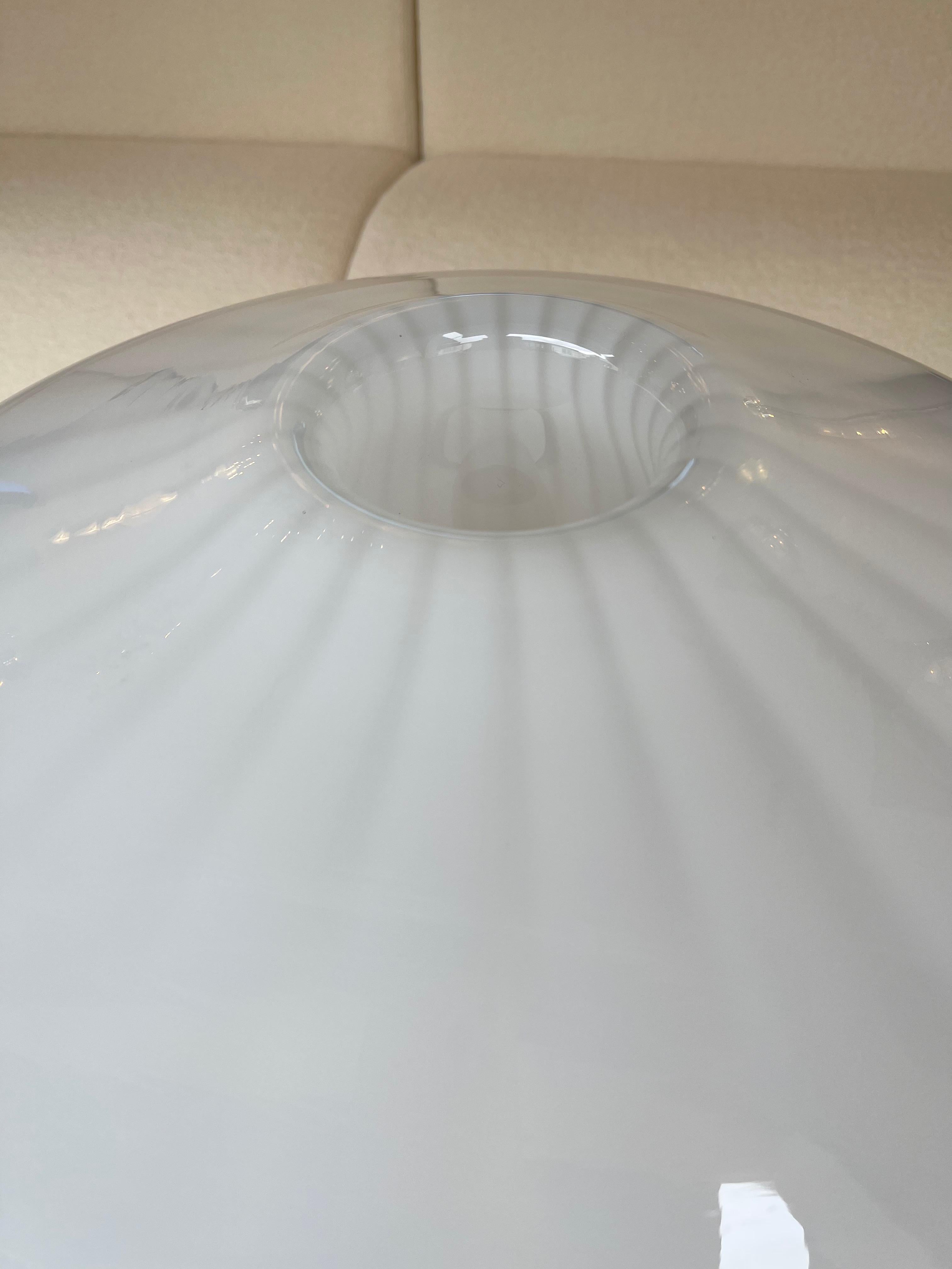 Table bedside or desk mushroom lamp in blown Murano glass. Artisanal work. In the mood of Carlo Aldo Nason for Mazzega, Venini, Vistosi, Toni Zuccheri, Poliarte.