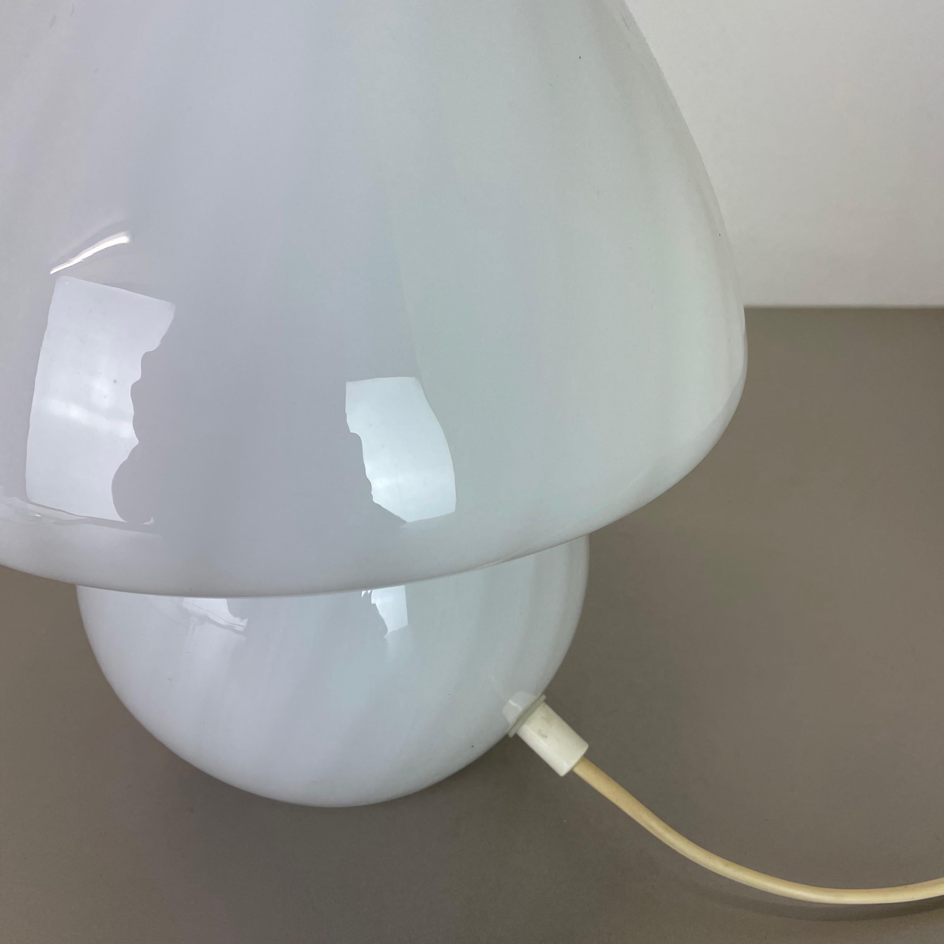 Lampe de bureau en verre de Murano « Mushroom » fabriquée par Vetri Murano, Italie, 1970 en vente 4