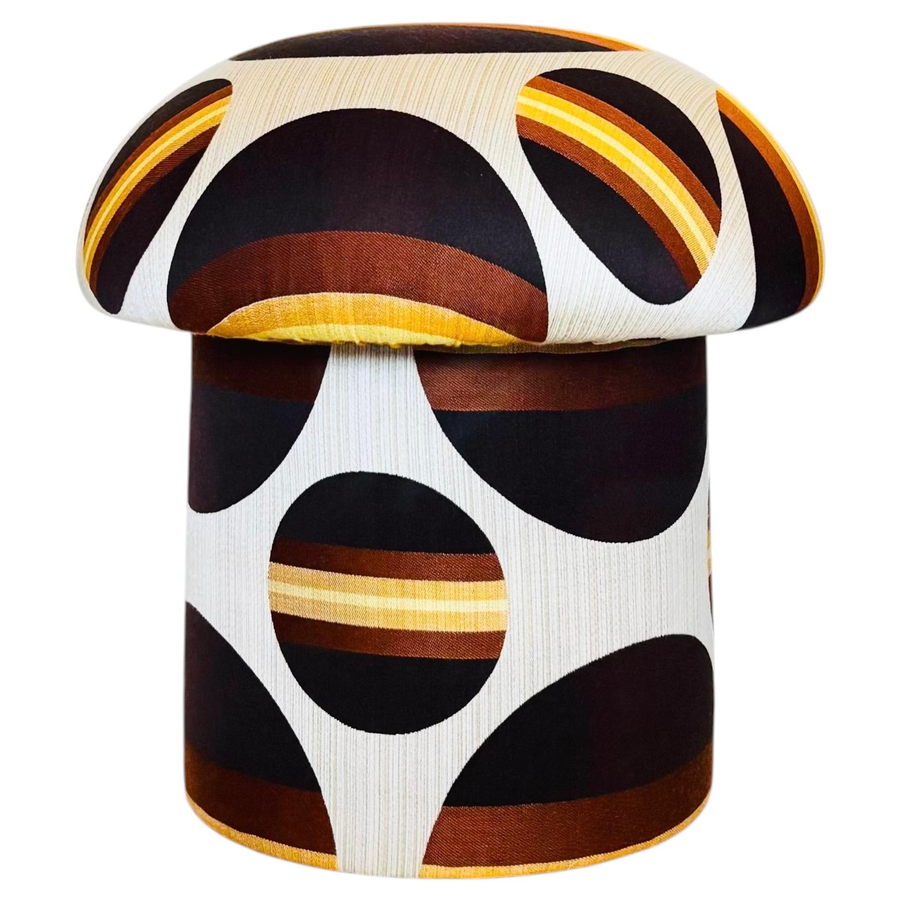 What is the difference between an ottoman and a pouf?