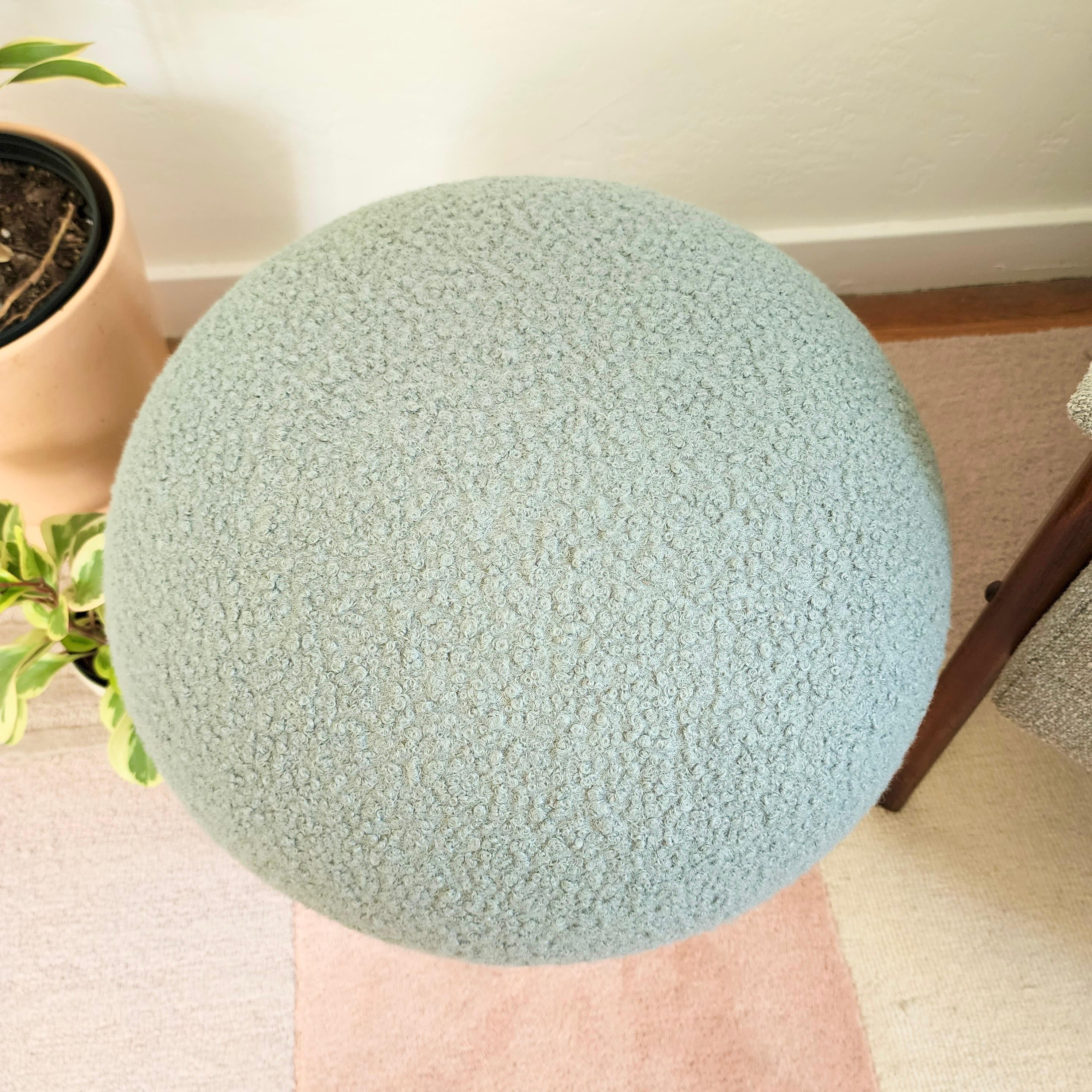 Américain Pouf Mushroom en Mist Boucle en vente