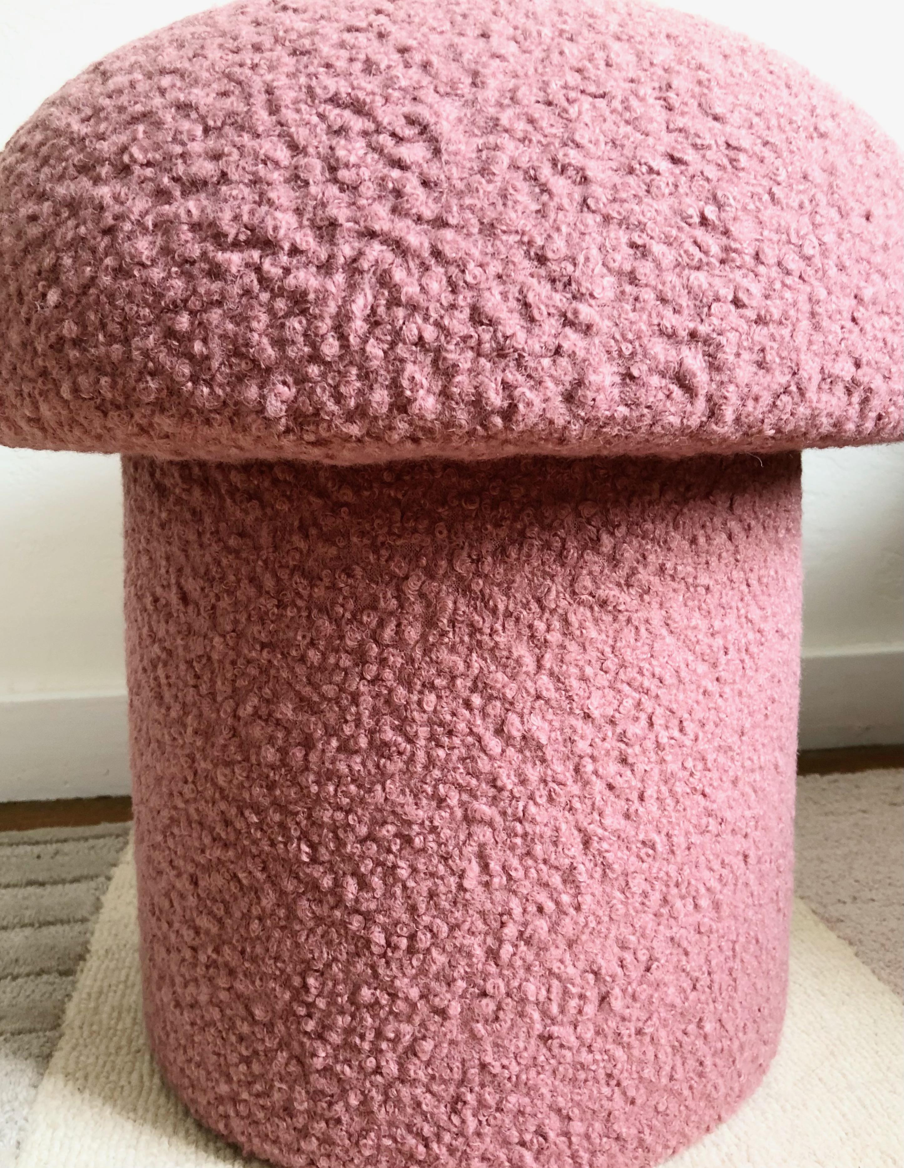 Tissu Pouf champignon en bouclette rose en vente
