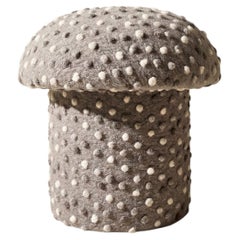 Ottomane Mushroom aus Sierra Wool Dot