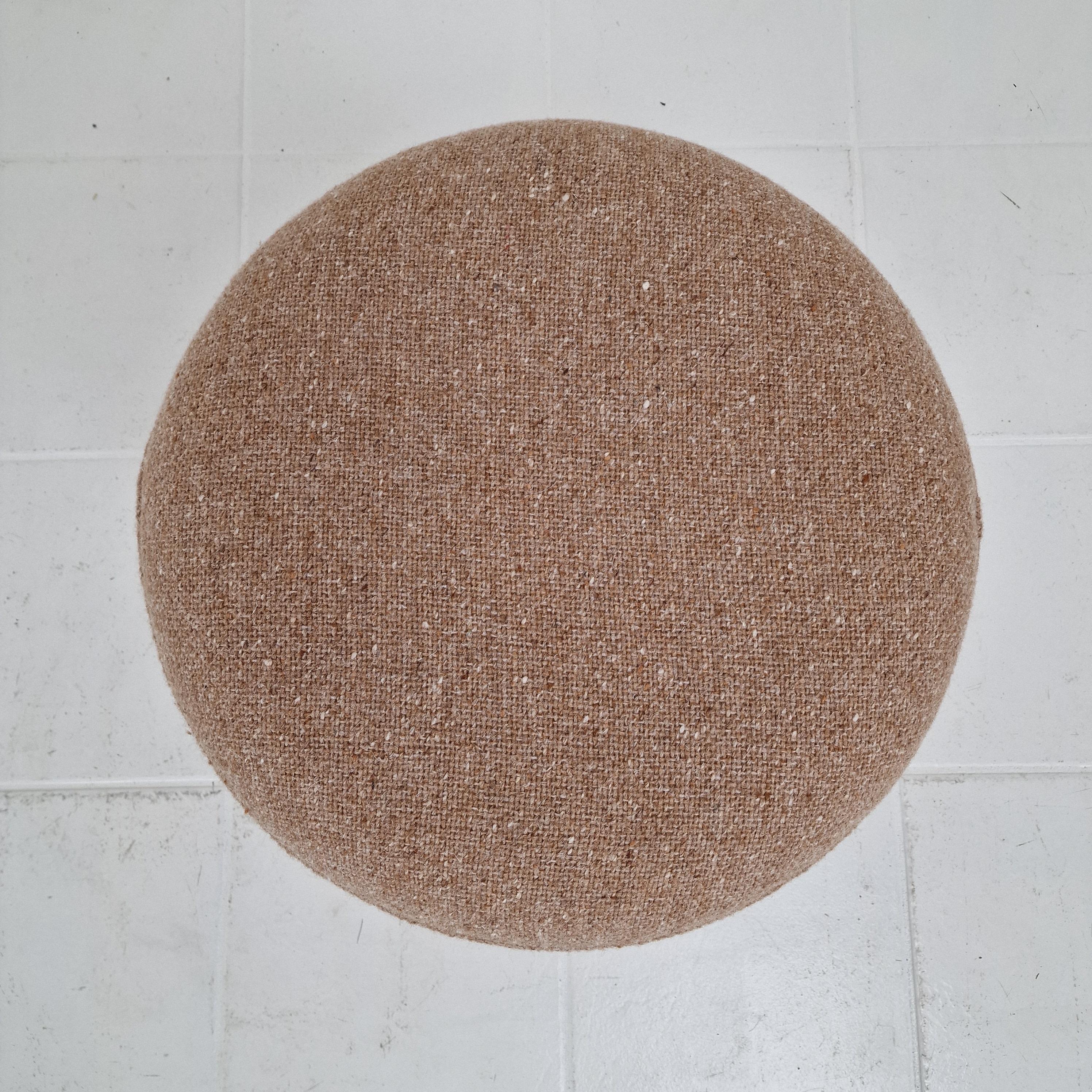 Mushroom Pouf or Ottoman by Pierre Paulin for Artifort, 1970's In Excellent Condition For Sale In Oud Beijerland, NL