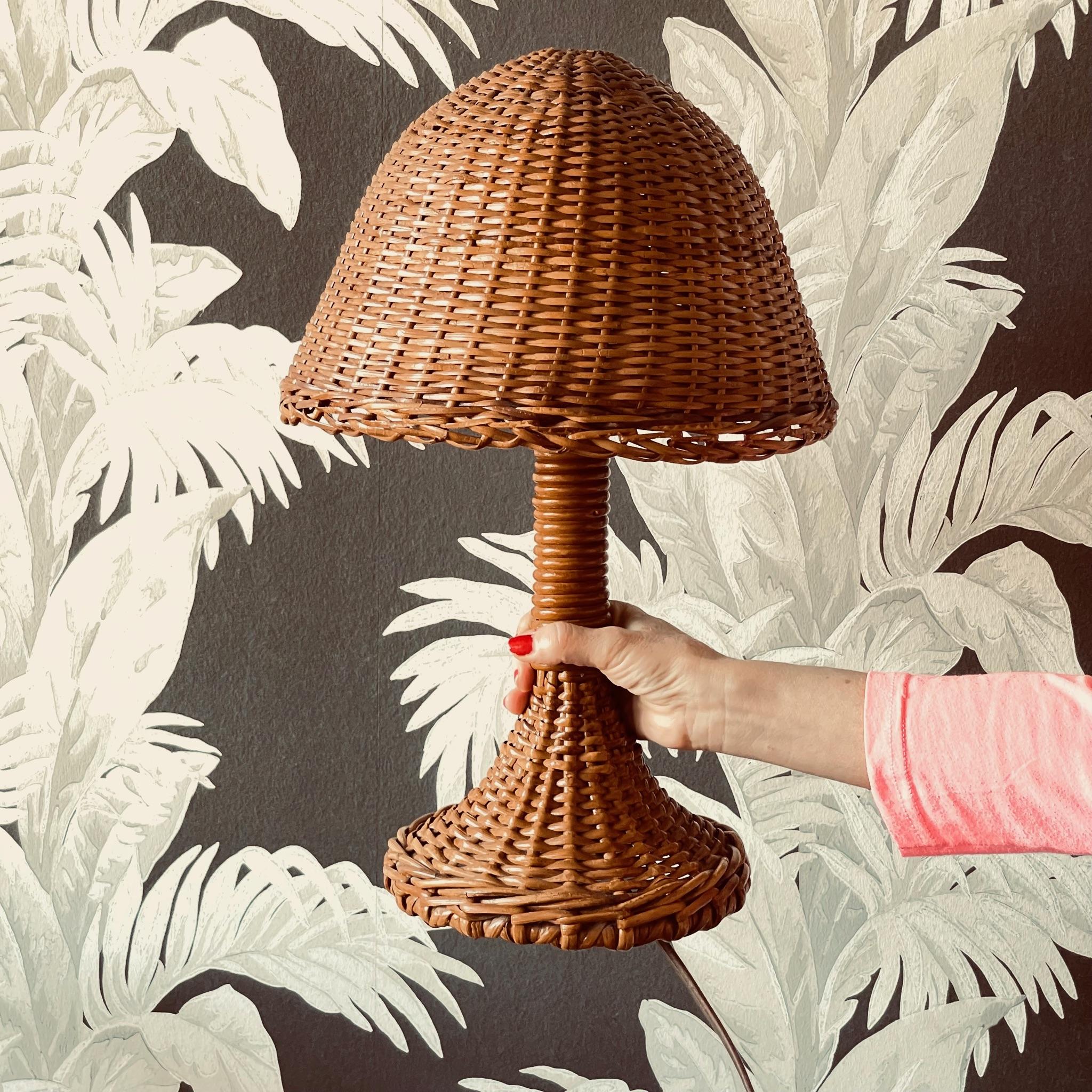 Hand-Woven Charming Italian Rattan Mushroom Lamp, 1970’s