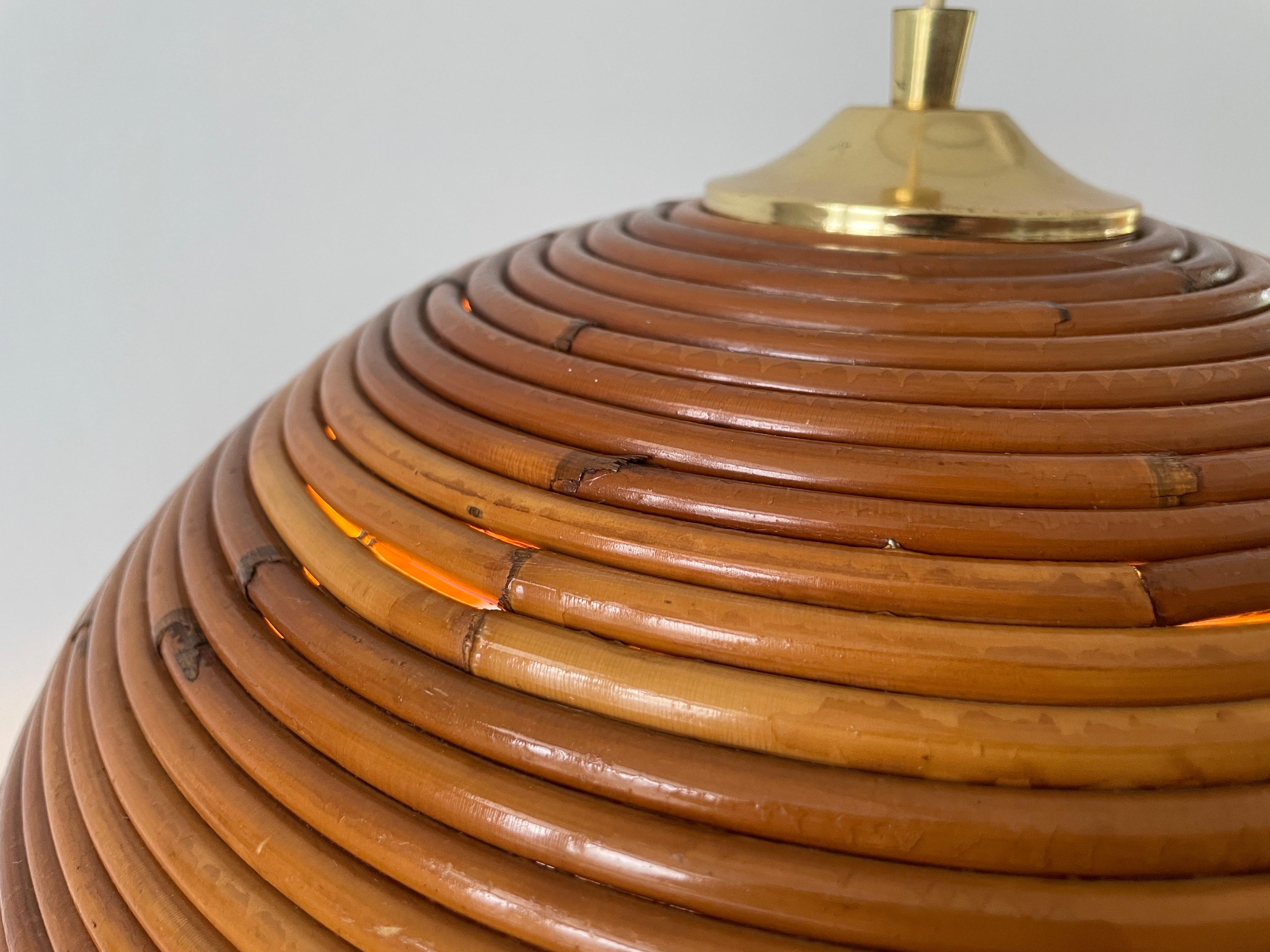 Mushroom Shaped Bamboo Pendant Lamp, 1960s, Germany In Excellent Condition For Sale In Hagenbach, DE