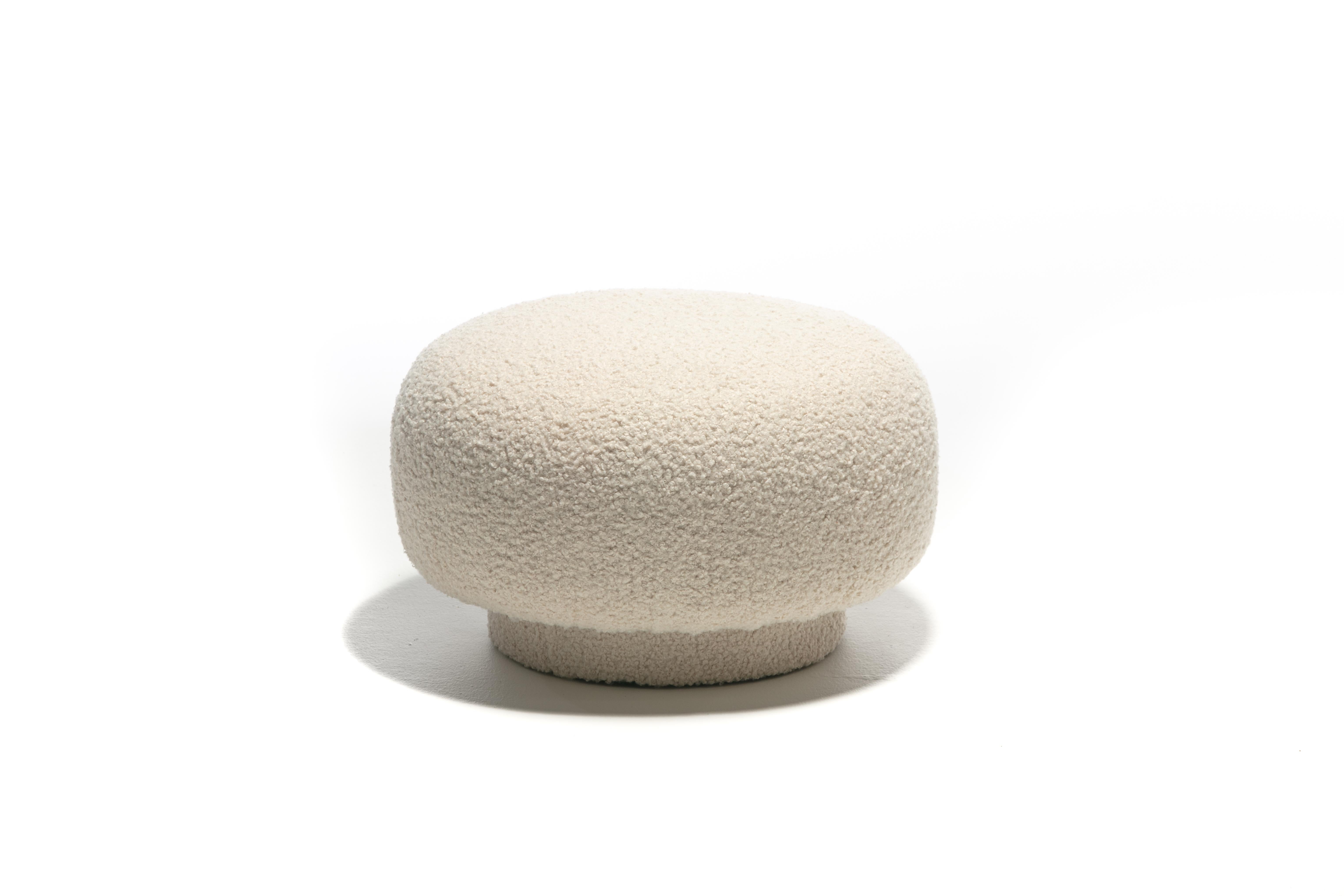 Mushroom Swivel Top Post Modern Style Ottoman Pouf in Ivory White Bouclé In New Condition For Sale In Saint Louis, MO