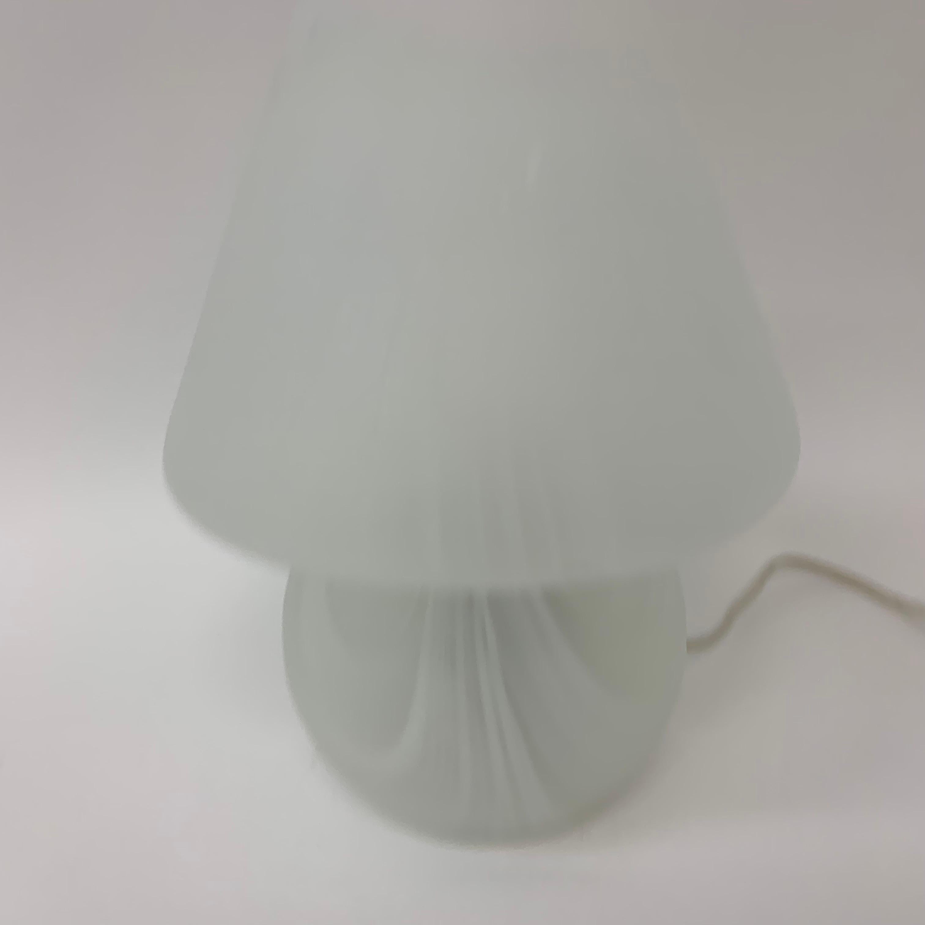 Lampe de table champignon, années 1970 en vente 2