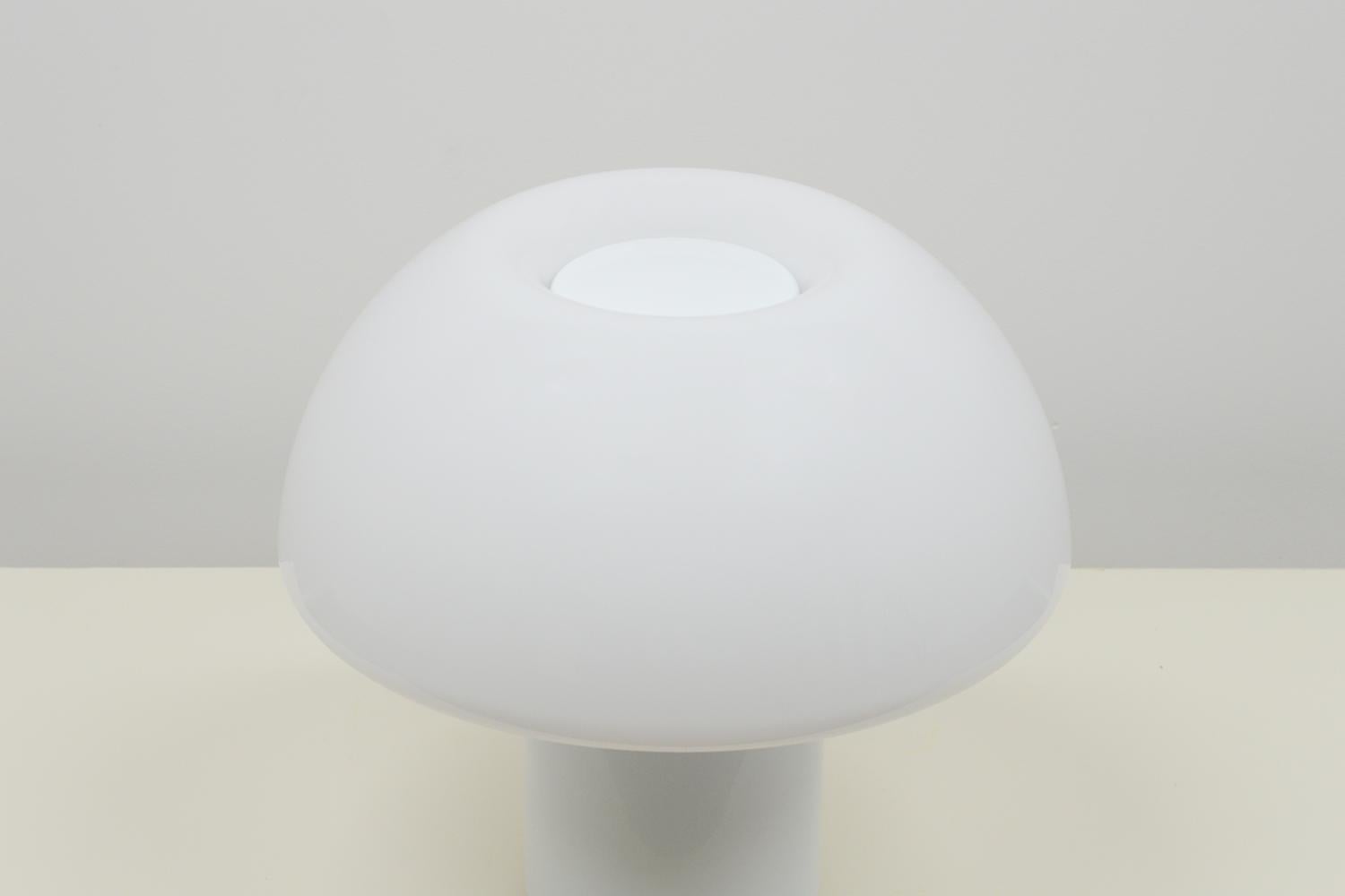 Italian “Mushroom” Table Lamp 625 by Elio Martilelli for Martinelli Luce, Italy 70s