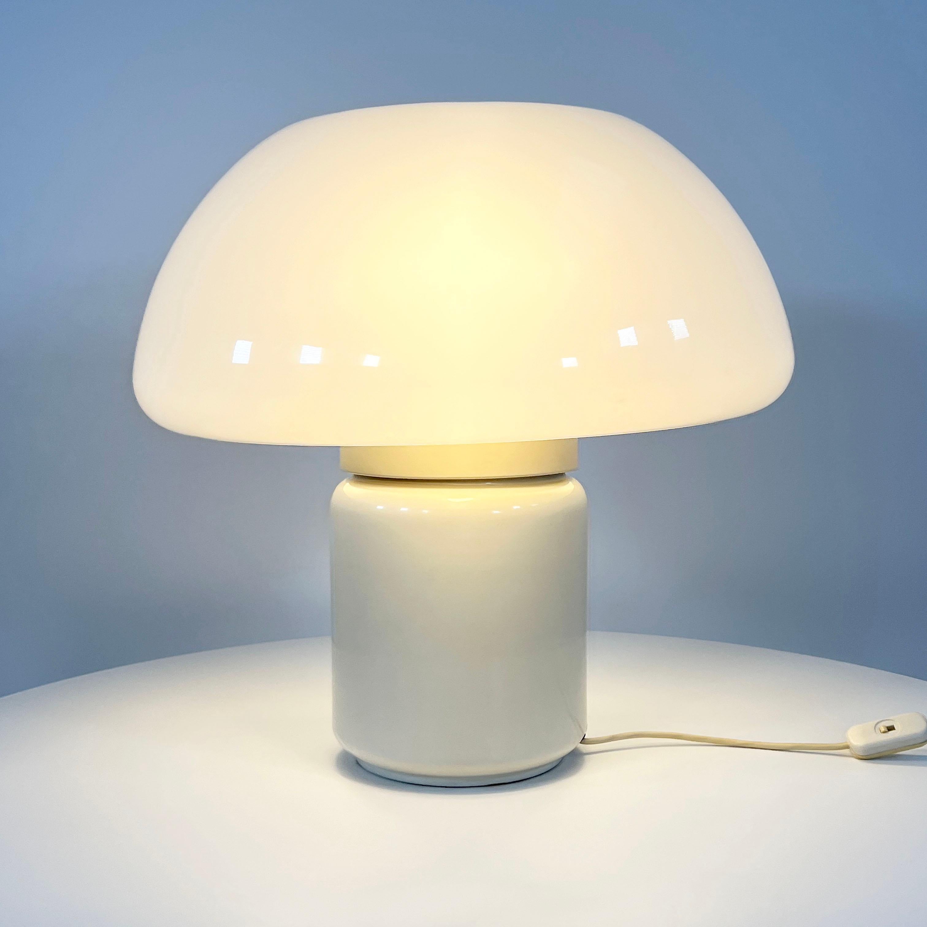 Late 20th Century Mushroom Table Lamp by Elio Martinelli for Martinelli Luce, 1970s