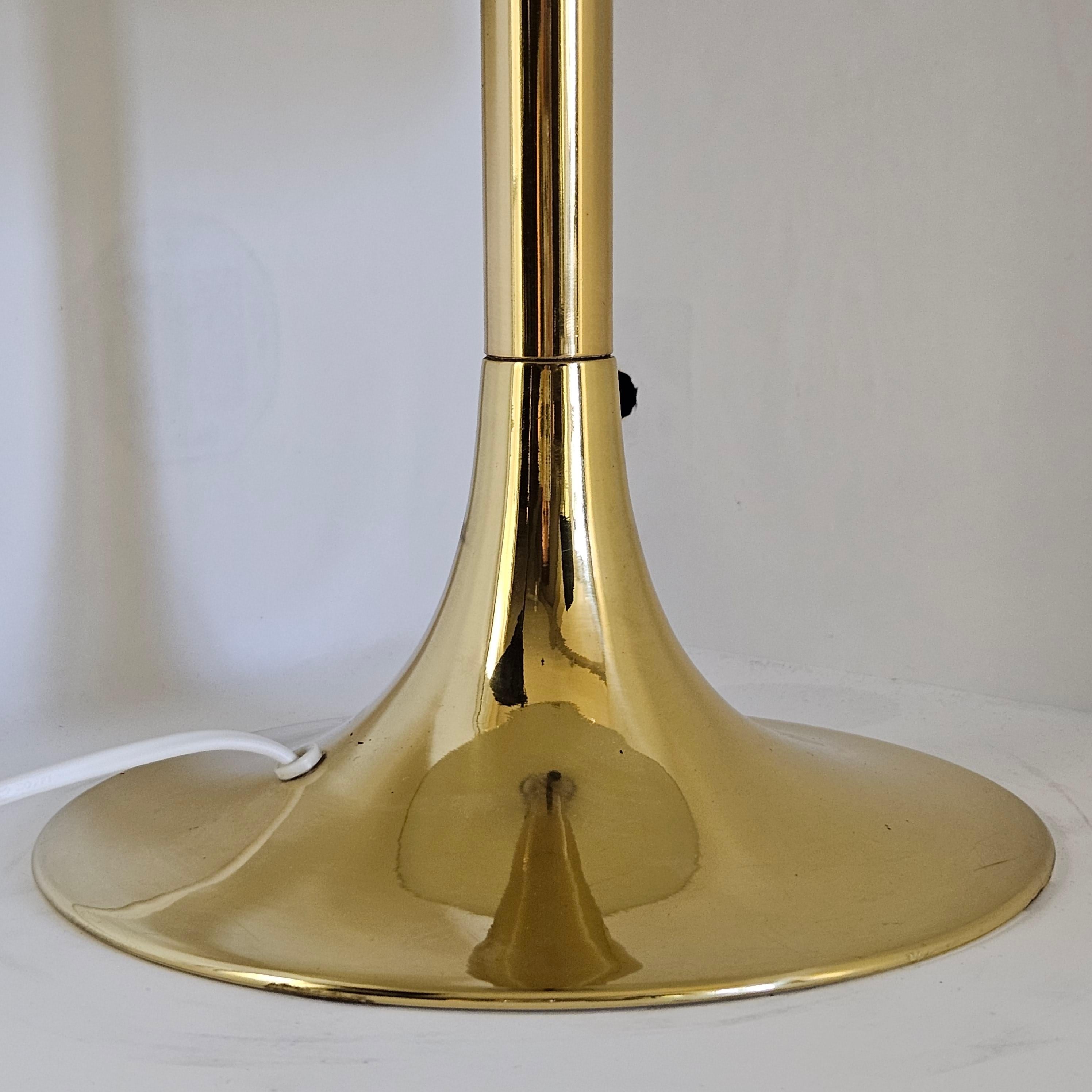 Late 20th Century Mushroom Table Lamp in Brass, Italy 1970's For Sale