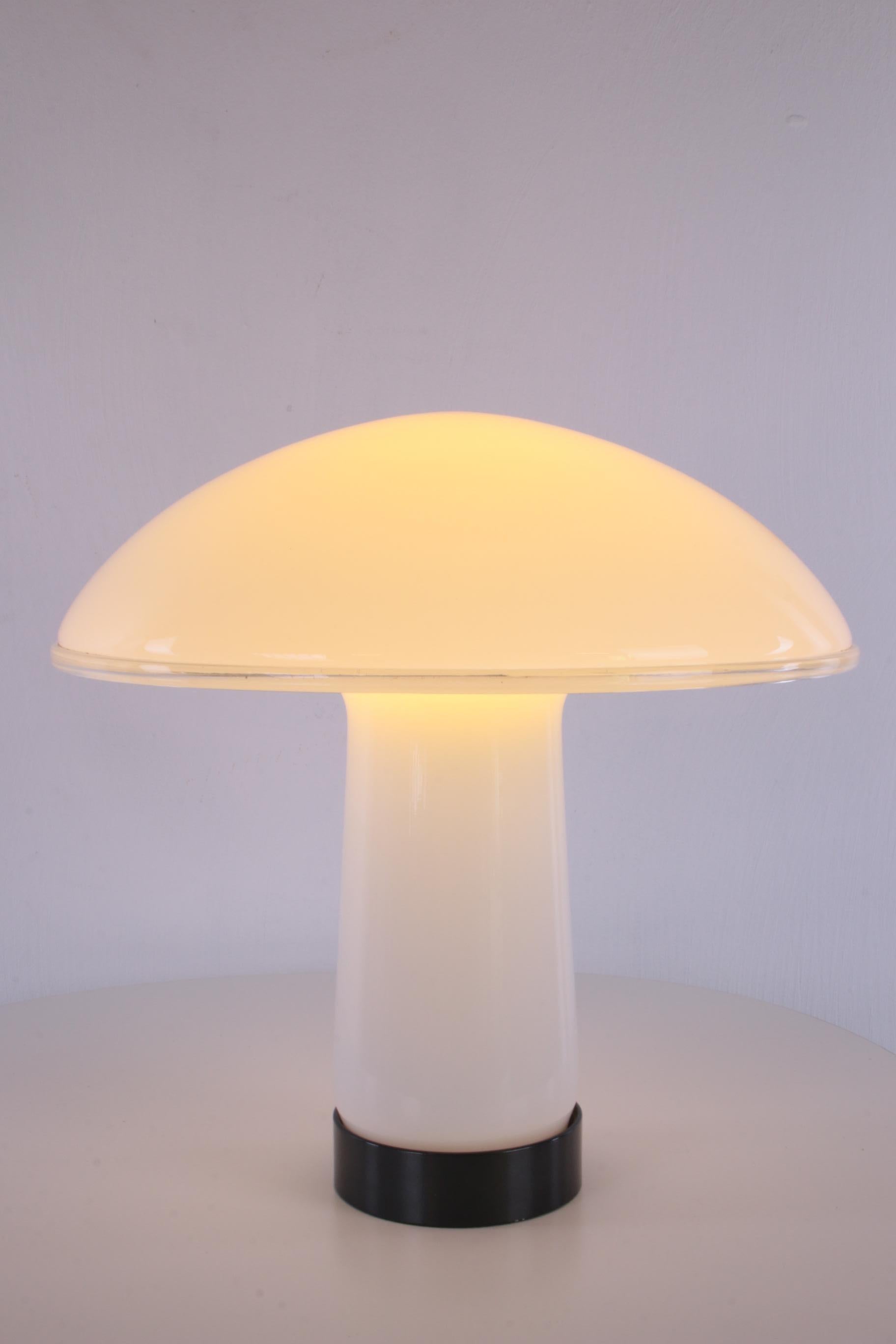 Mushroom Tablelamp Italy Design Armonia Designer Roberto Pamio Mushroom 1