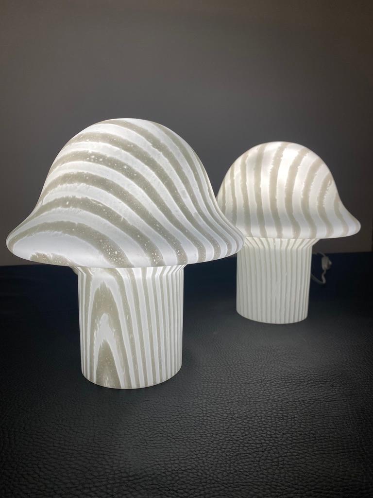 Mid-Century Modern Mushrooms Peill Putzler one piece glass 1960 For Sale